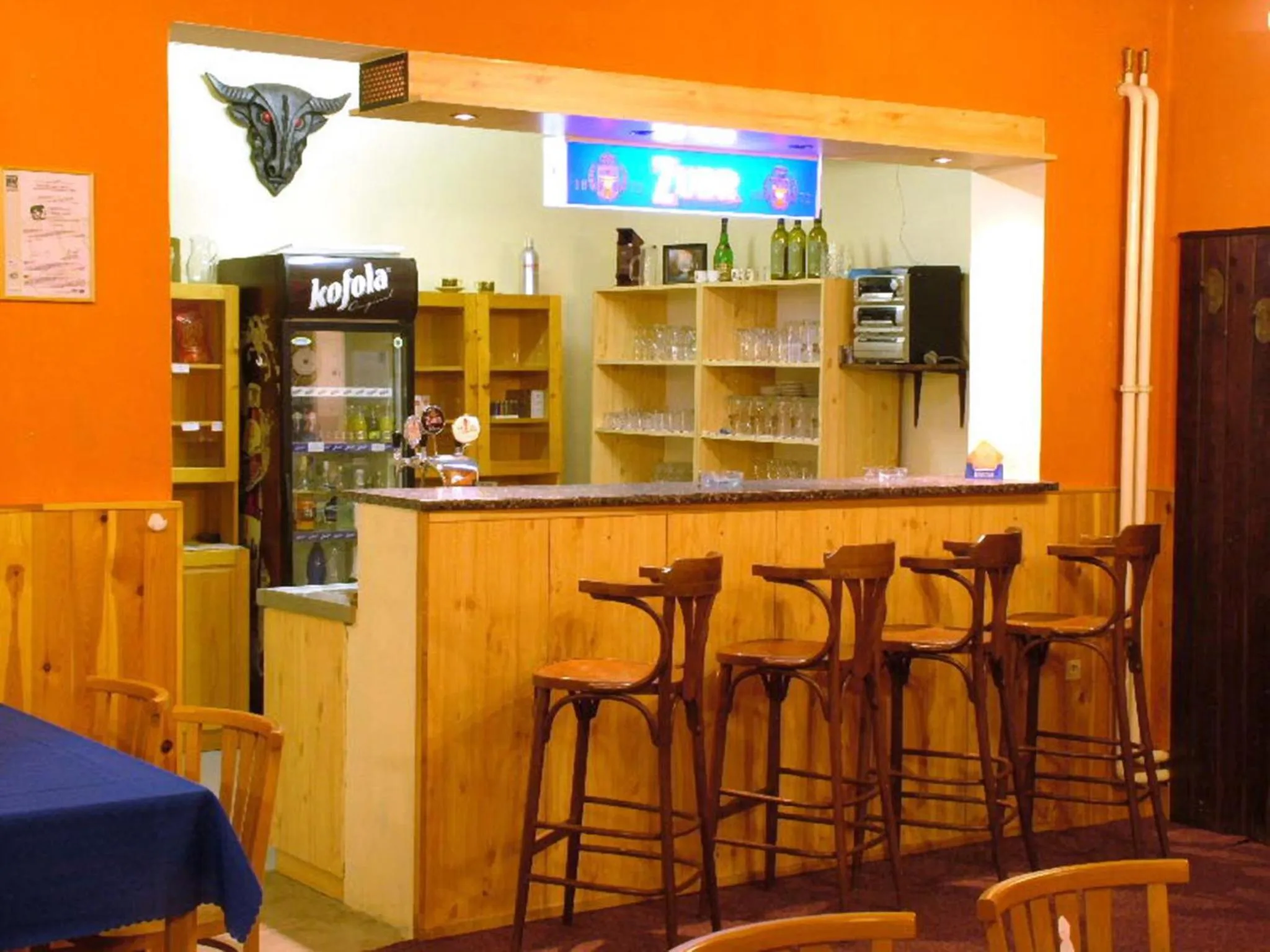 Restaurant/places to eat in Hotel Na Trojce