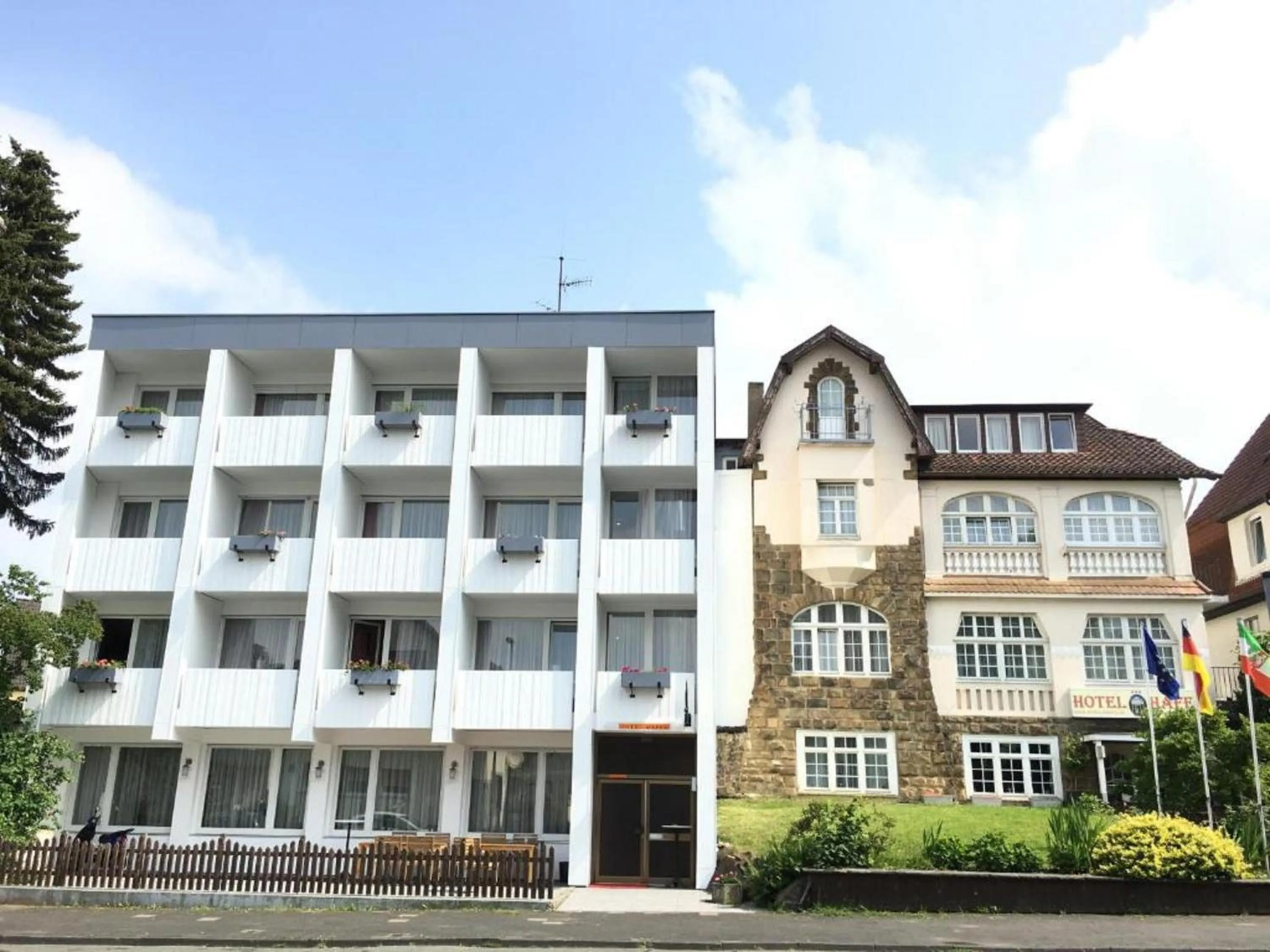 Property building in Hotel Hafez