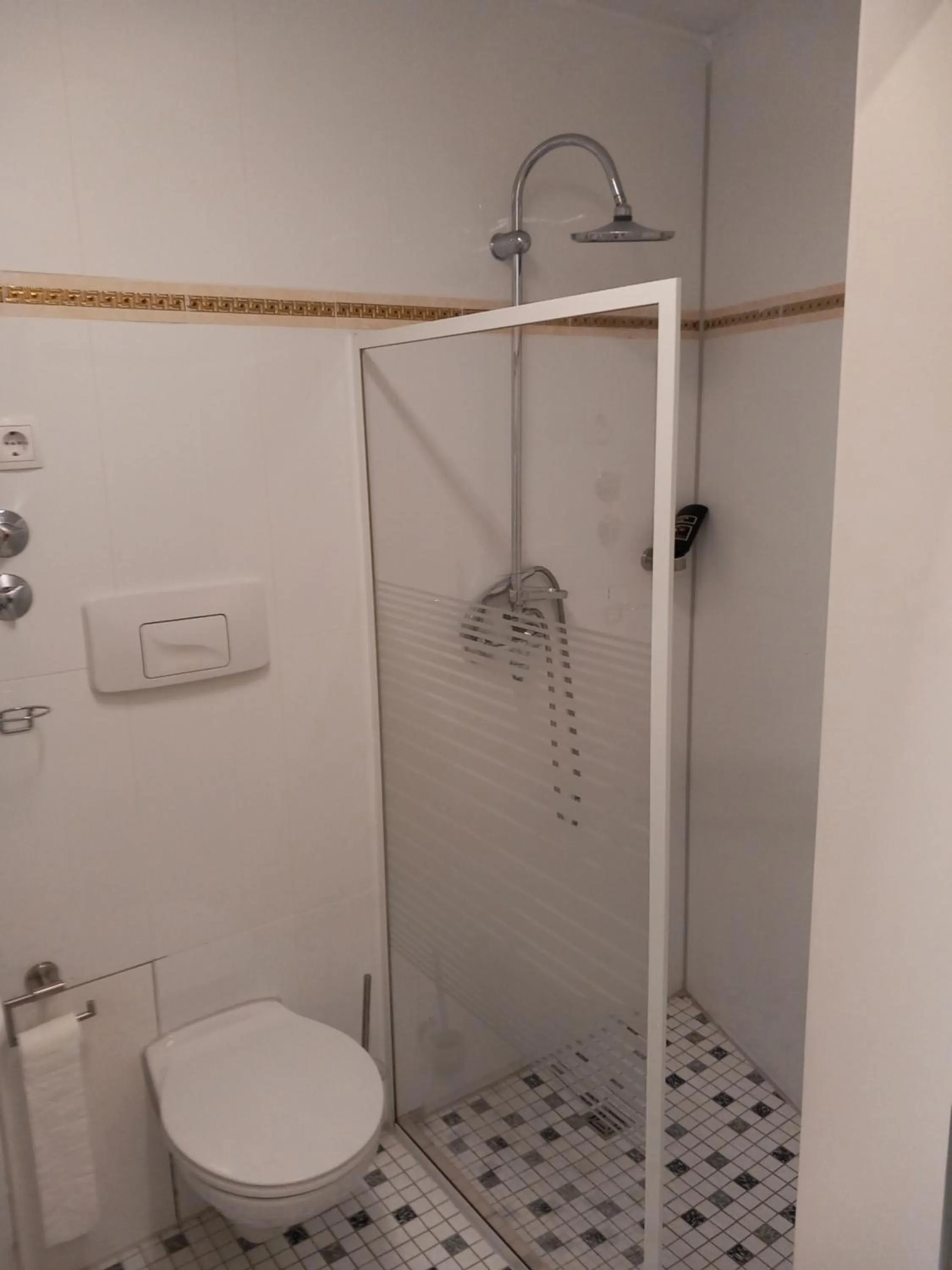 Bathroom in Hotel Hafez