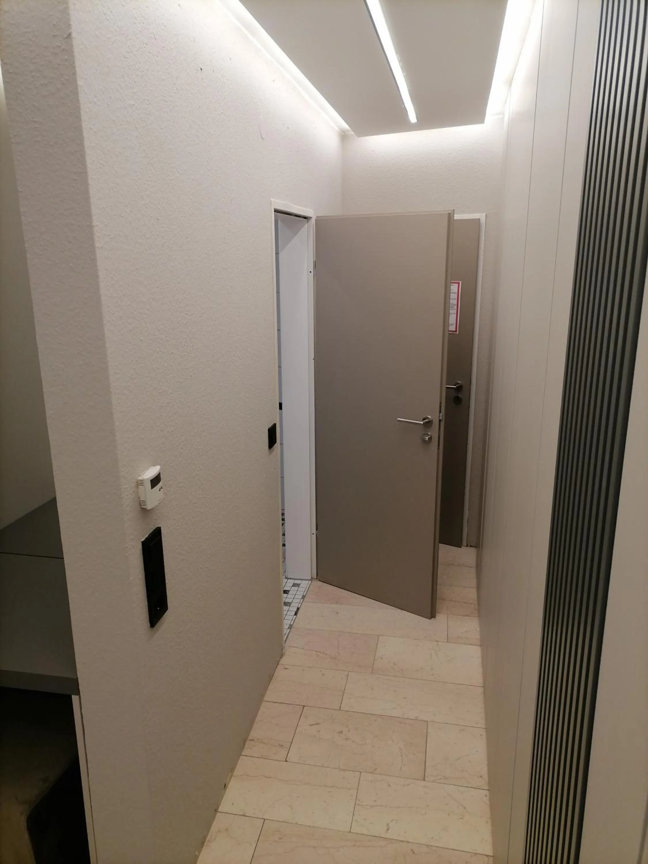 Bathroom in Hotel Hafez