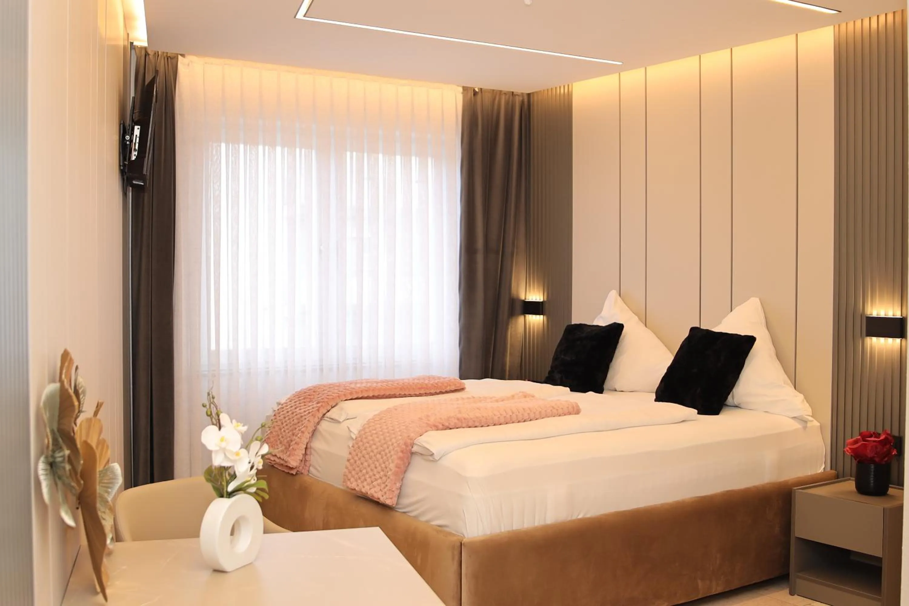 Photo of the whole room, Bed in Hotel Hafez