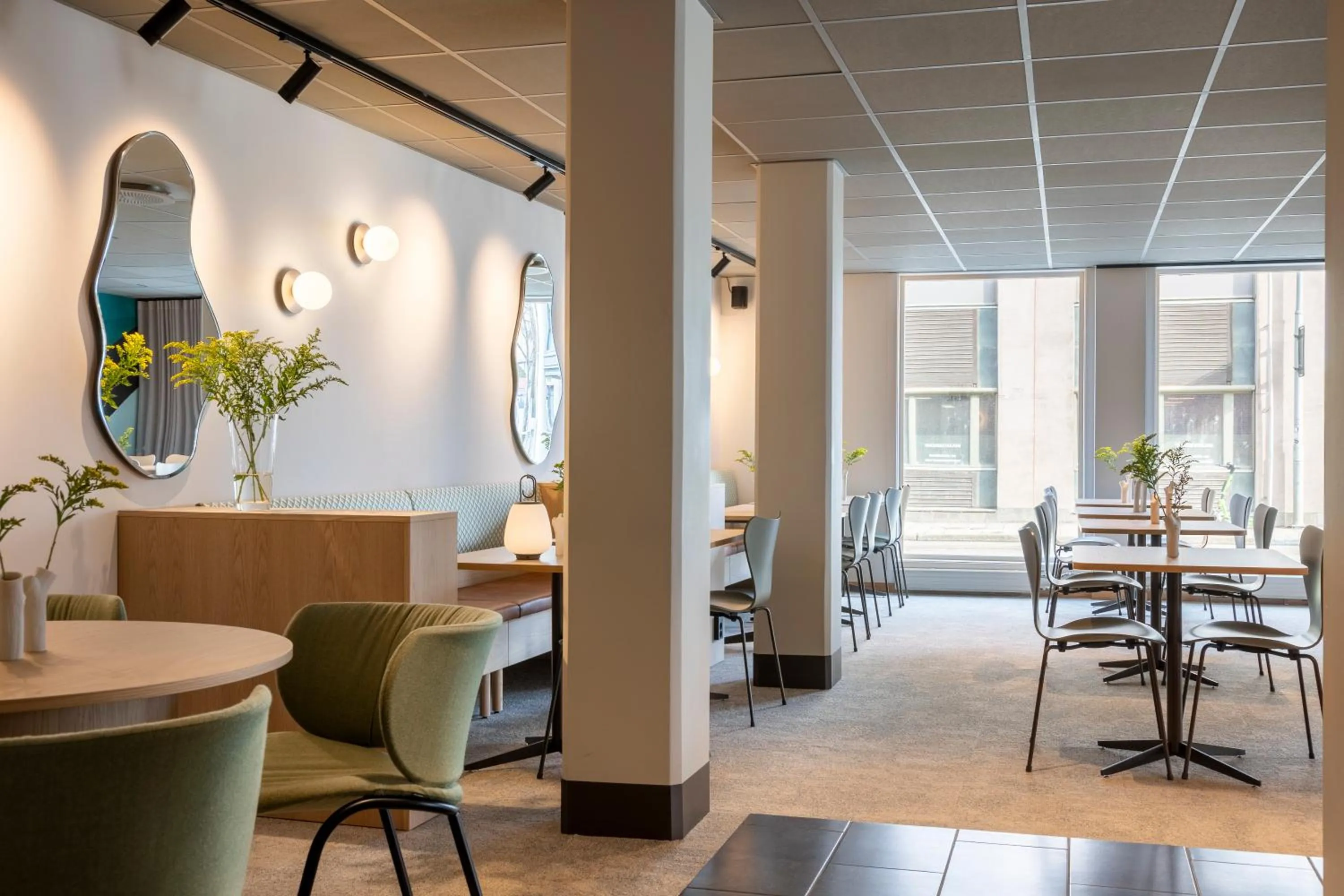 Lobby or reception in Comfort Hotel Park