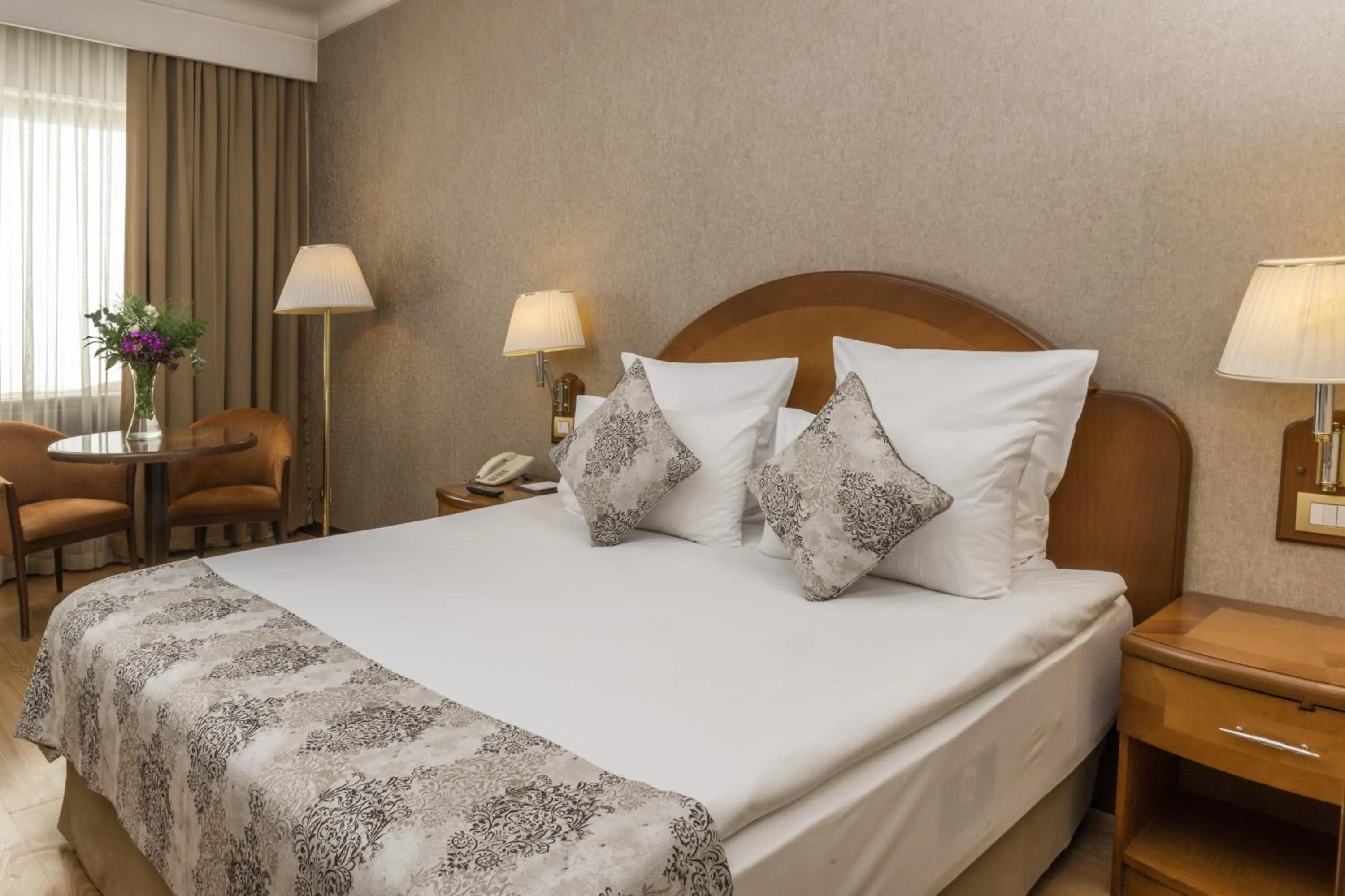 Bed in Altinel Ankara Hotel & Convention Center