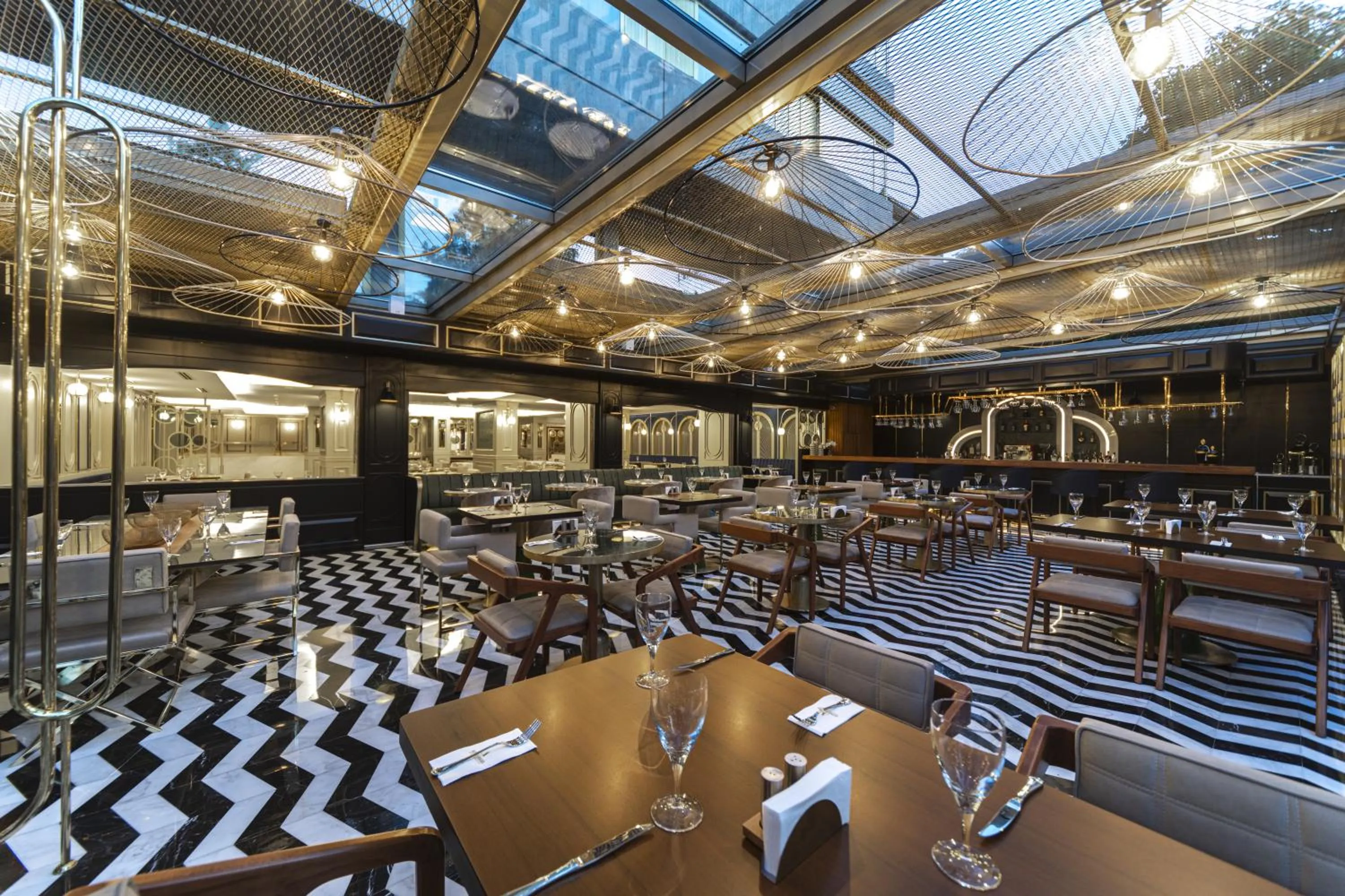 Restaurant/places to eat in Altinel Ankara Hotel & Convention Center