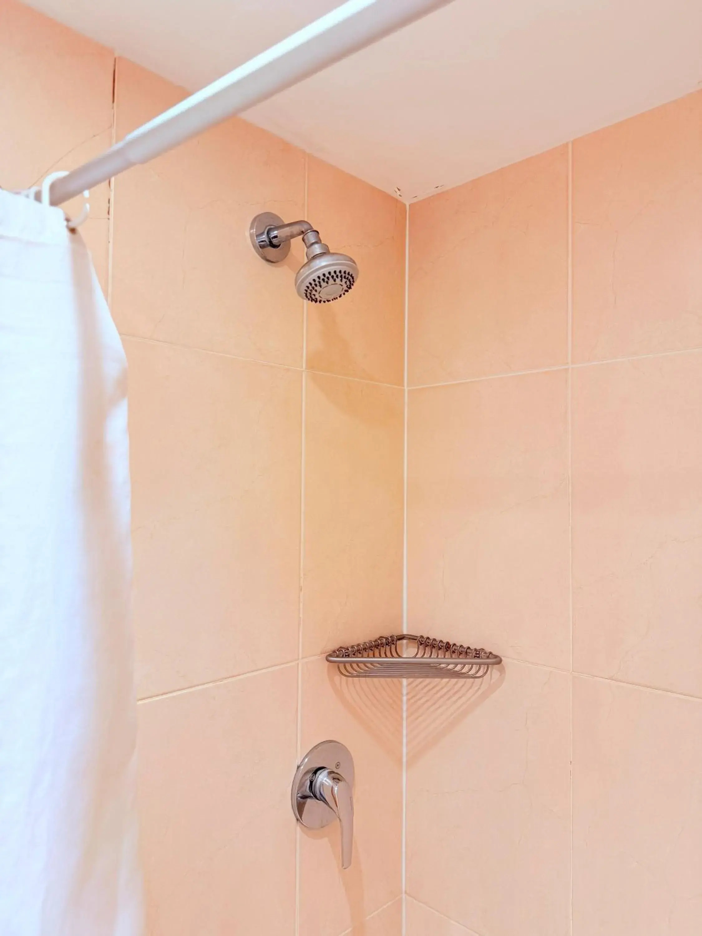 Standard King Room in Europa House Hotel, London Paddington Standard King Room in Europa House Hotel, London Paddington