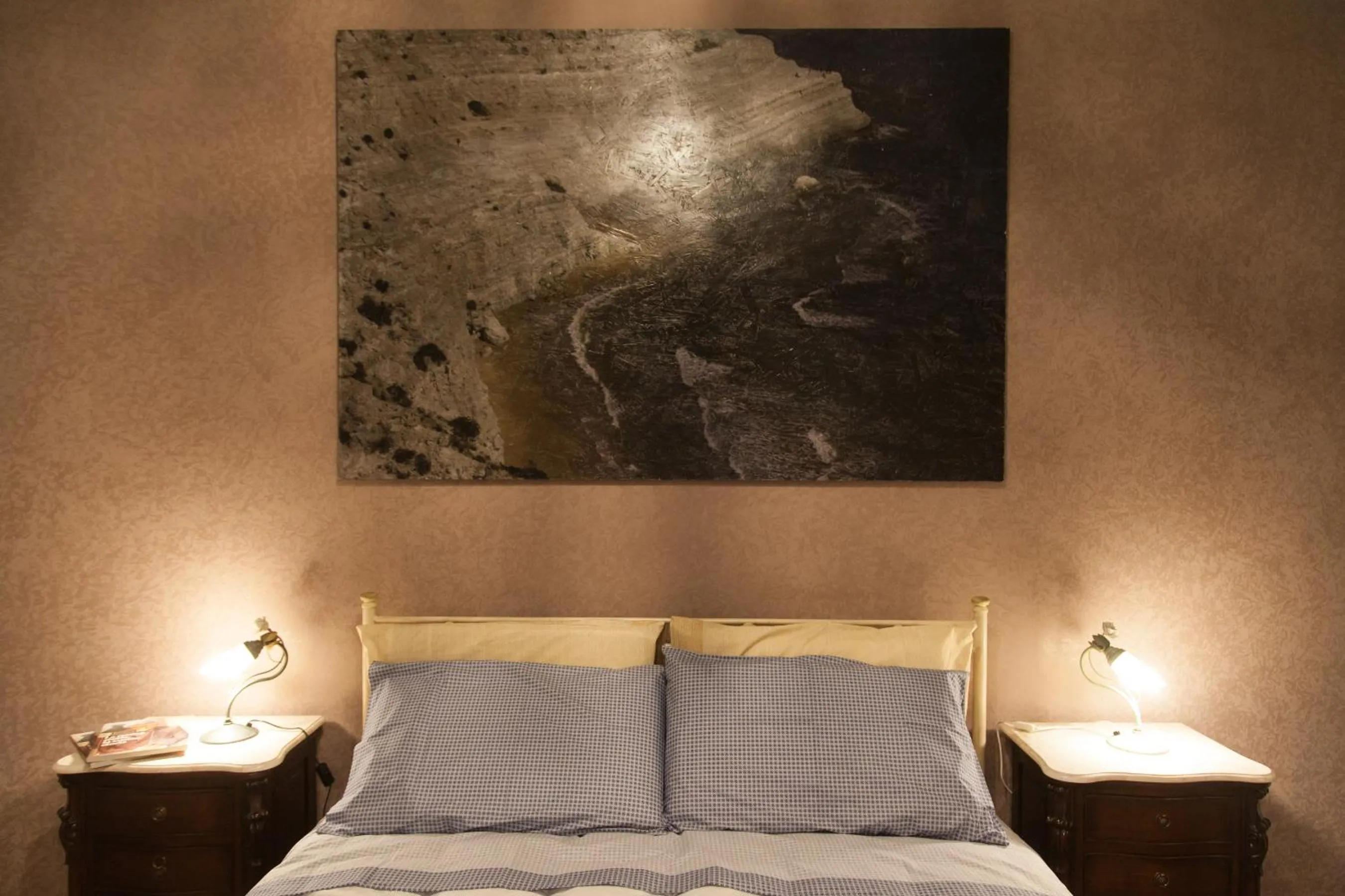 Photo of the whole room in Palazzo Melluso LUXURY SUITE