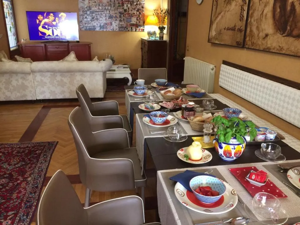 Food and drinks in Palazzo Melluso LUXURY SUITE