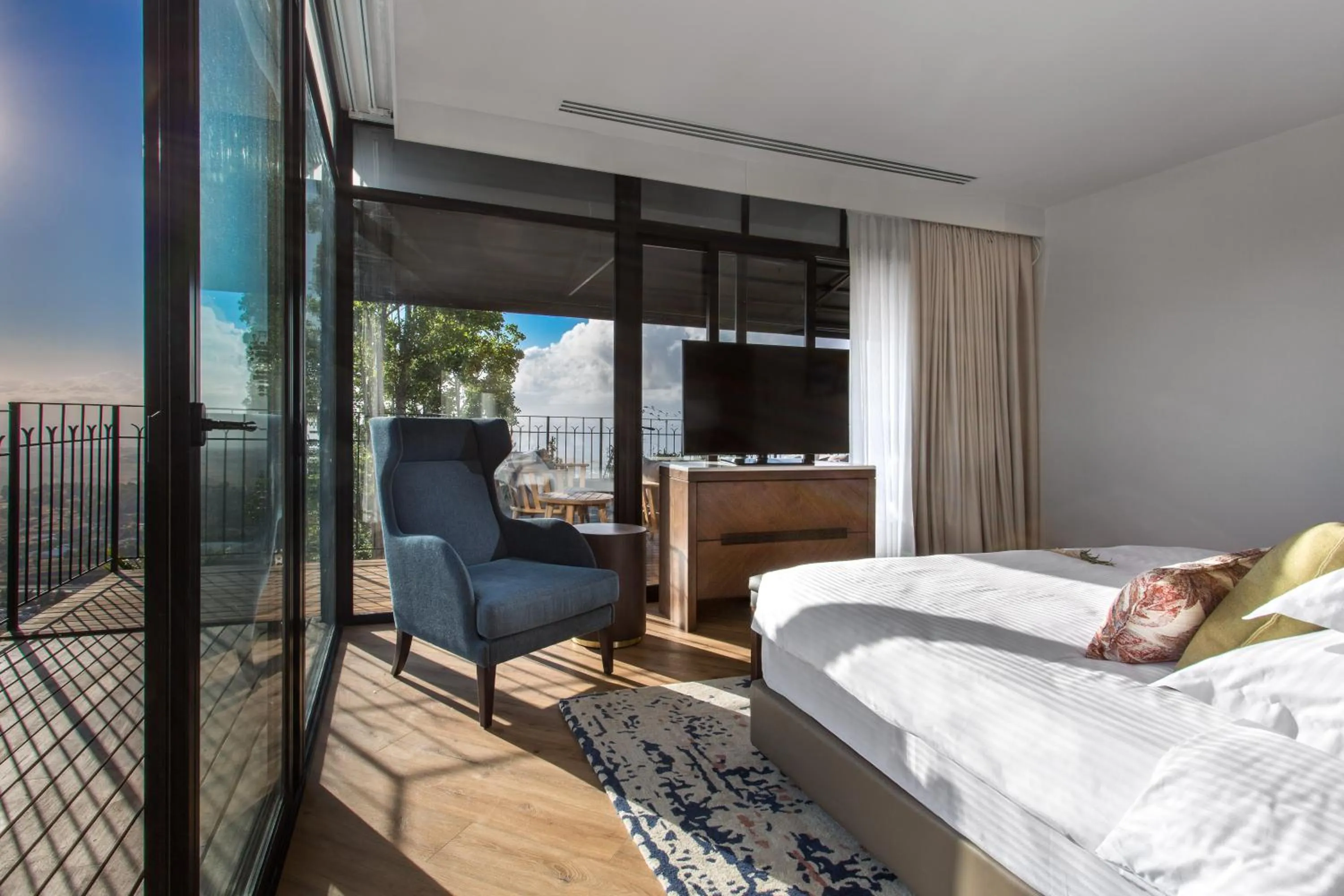 Balcony/Terrace, Bed in Mizpe Hayamim by Isrotel Exclusive