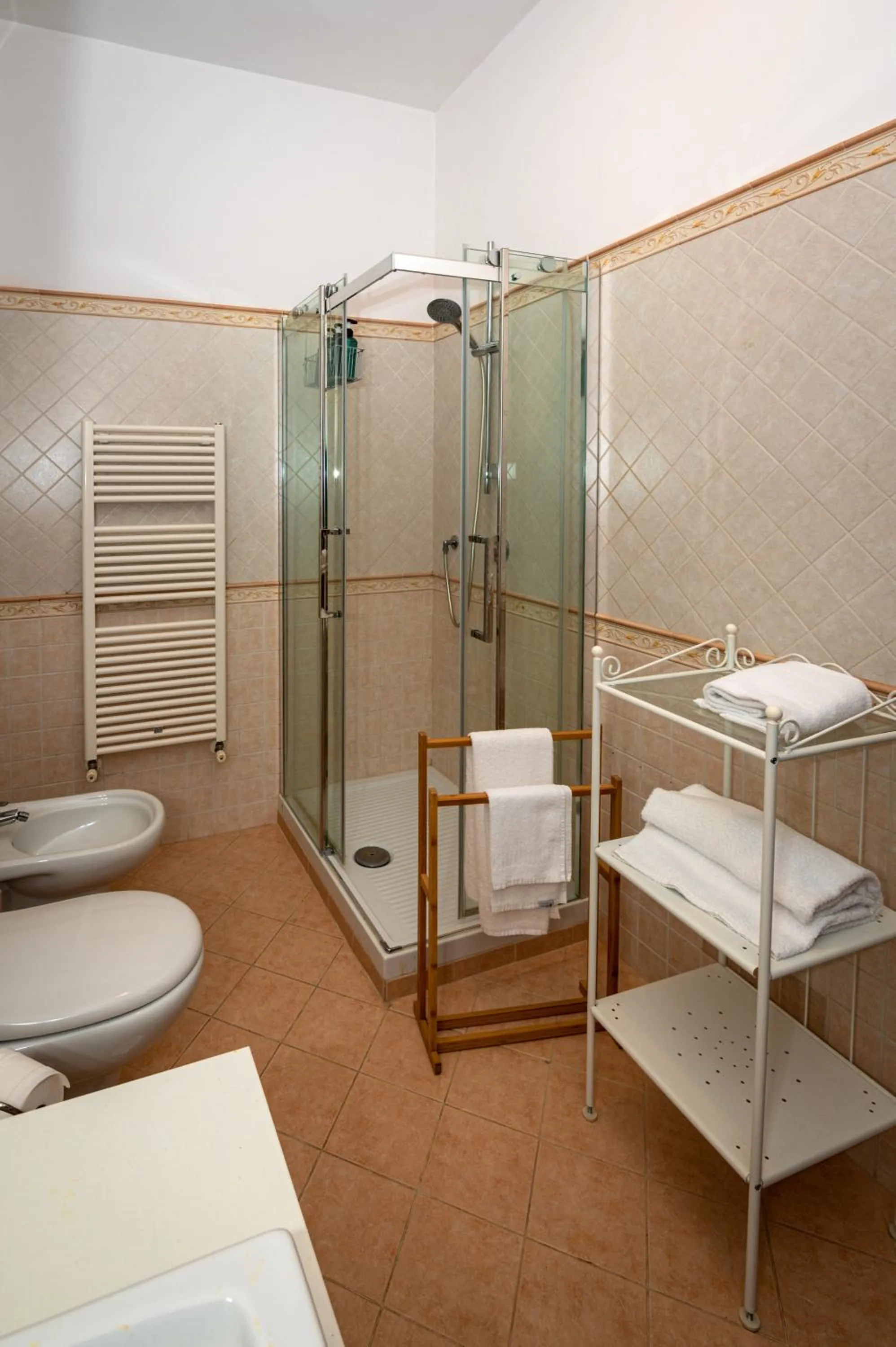 Shower in Maison Cipriani