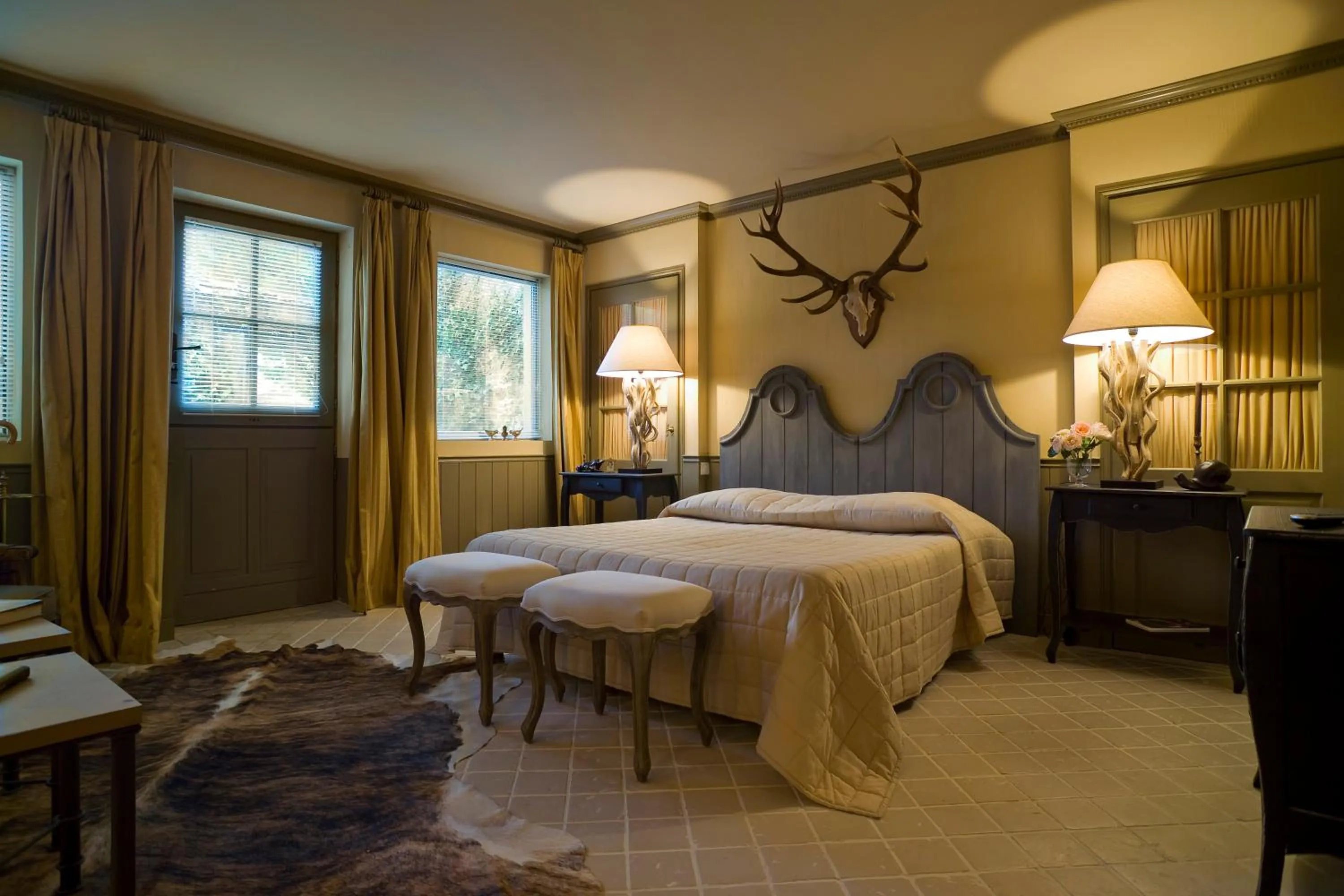 Bed in Château de Courban and Spa Nuxe