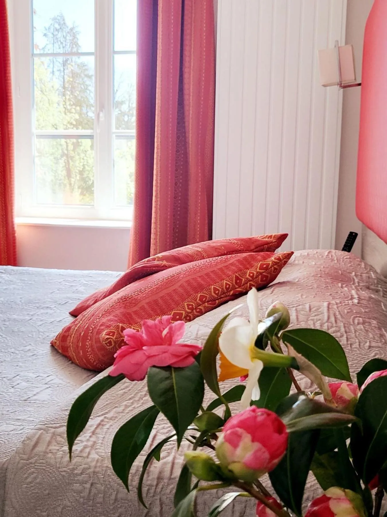 Photo of the whole room, Bed in Logis Hôtel De France- Restaurant GRILL