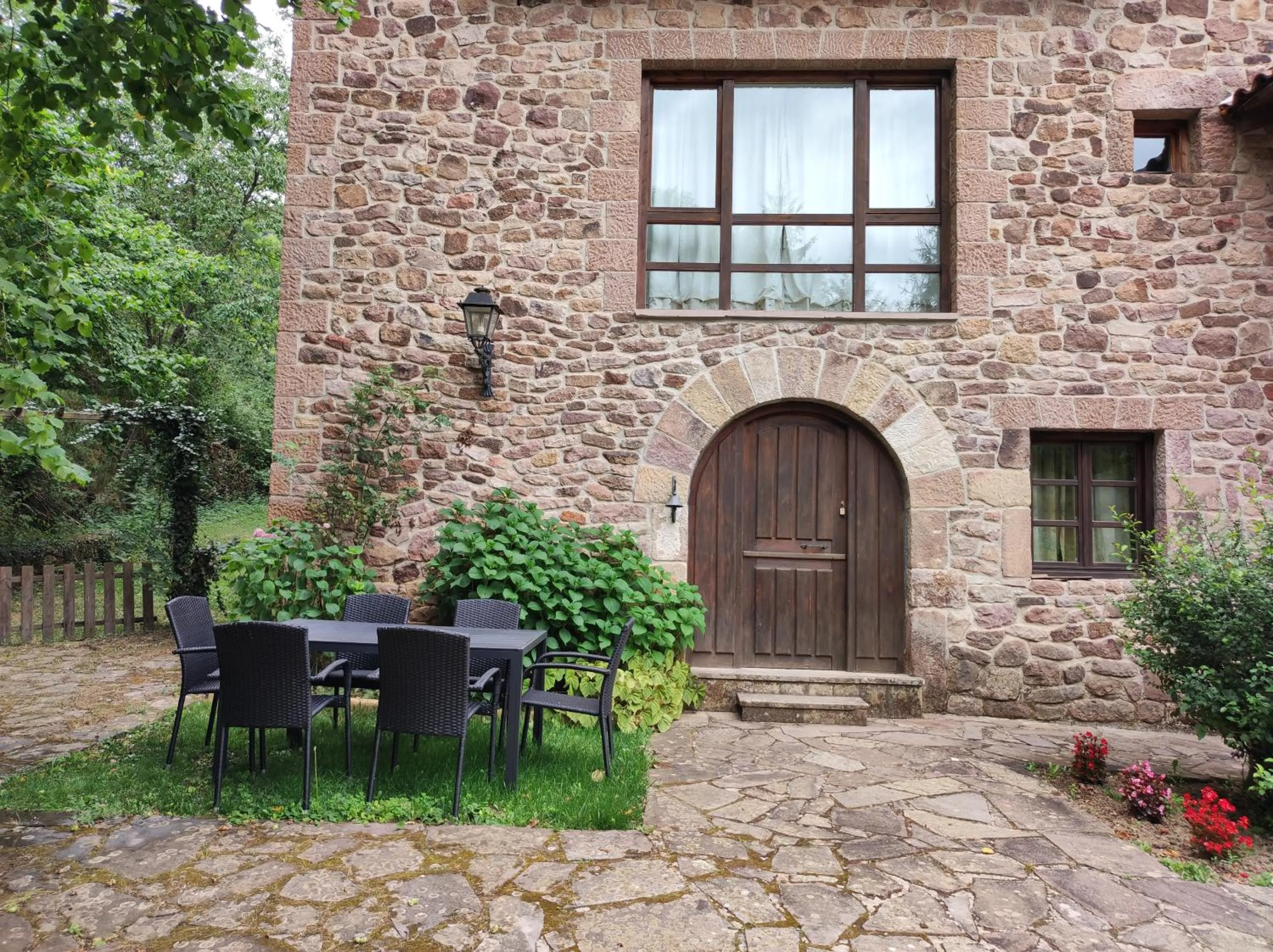 Property building in Viviendas Rurales El Covaju