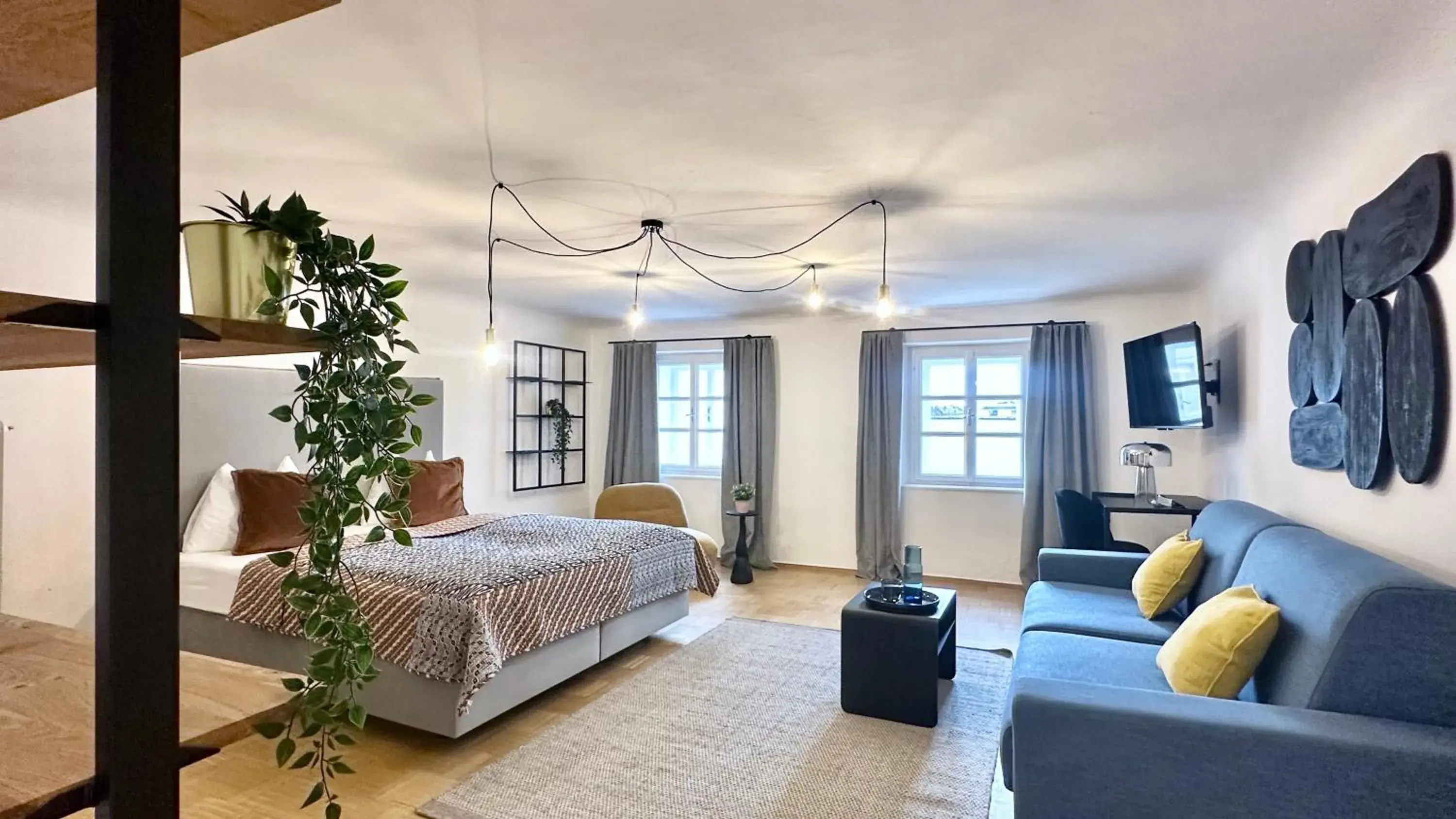 Superior Double Room in Hotel Krone 1512 Superior Double Room in Hotel Krone 1512