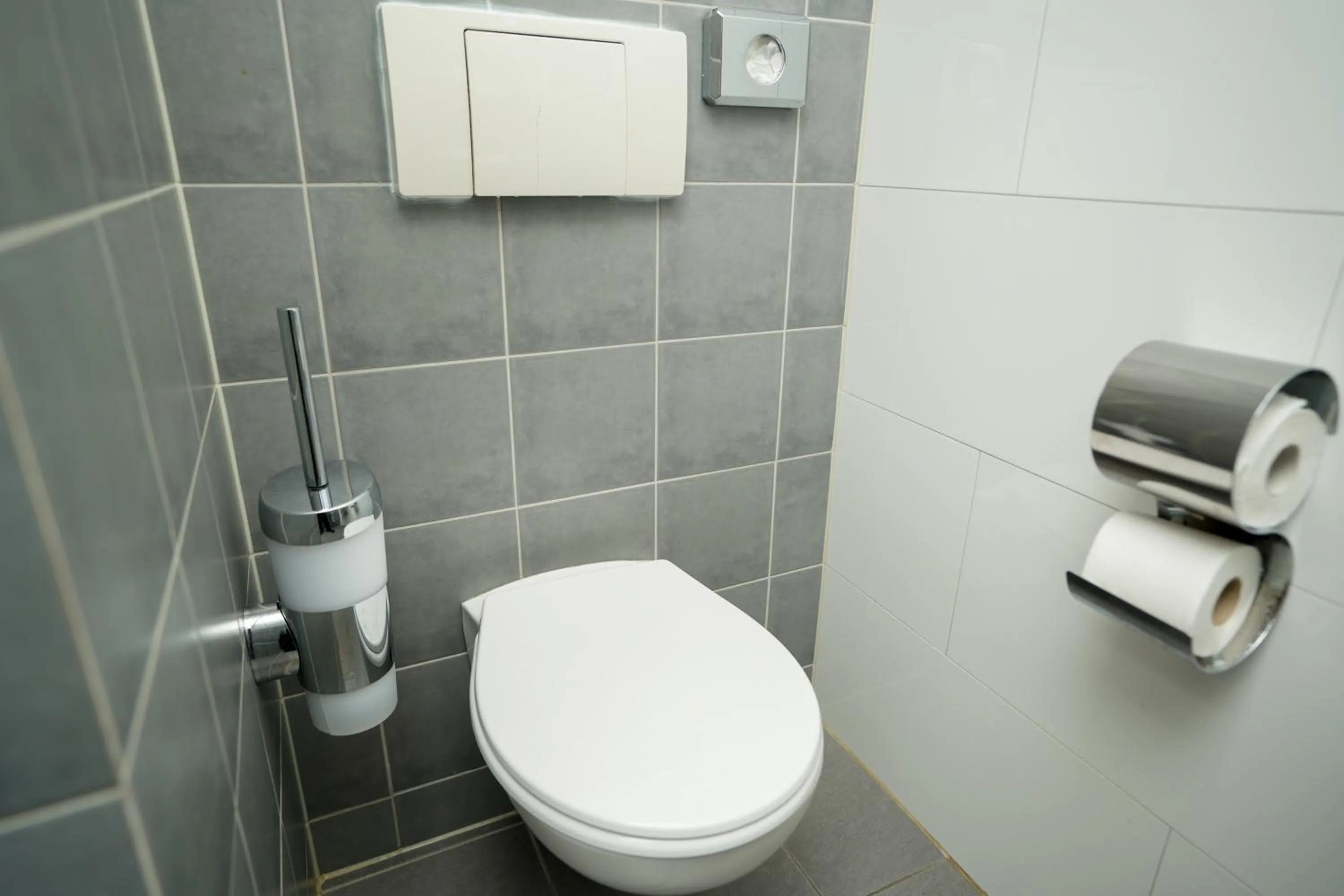 Toilet in Hotel Frohnhauser Hof