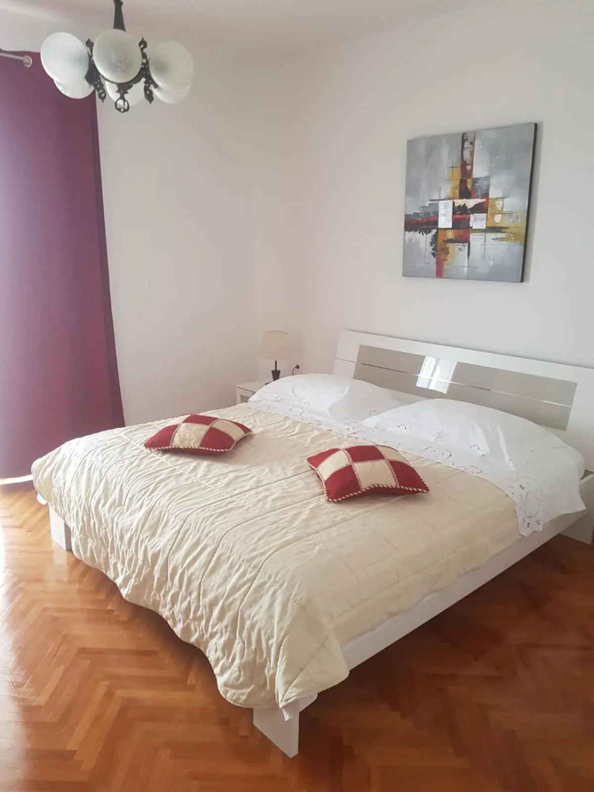 Bed in Apartments Duje