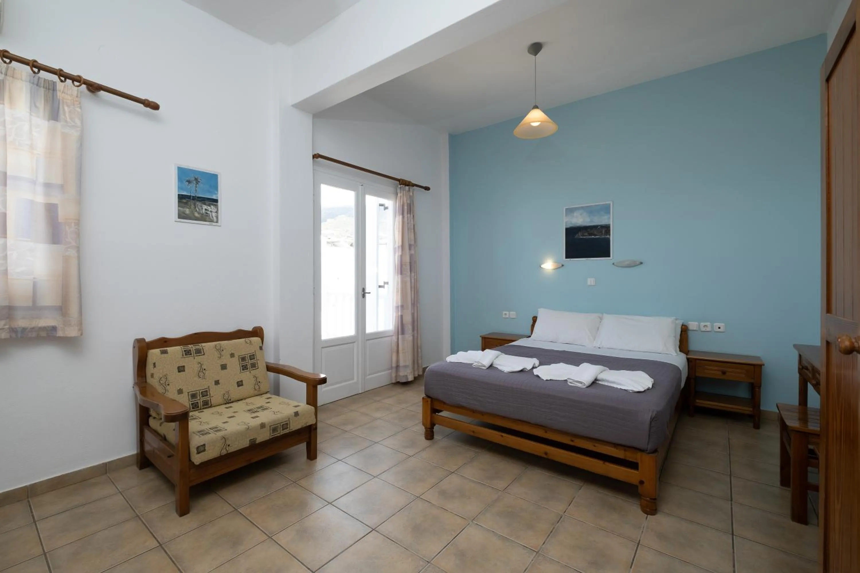 Bed in Hotel Livadia