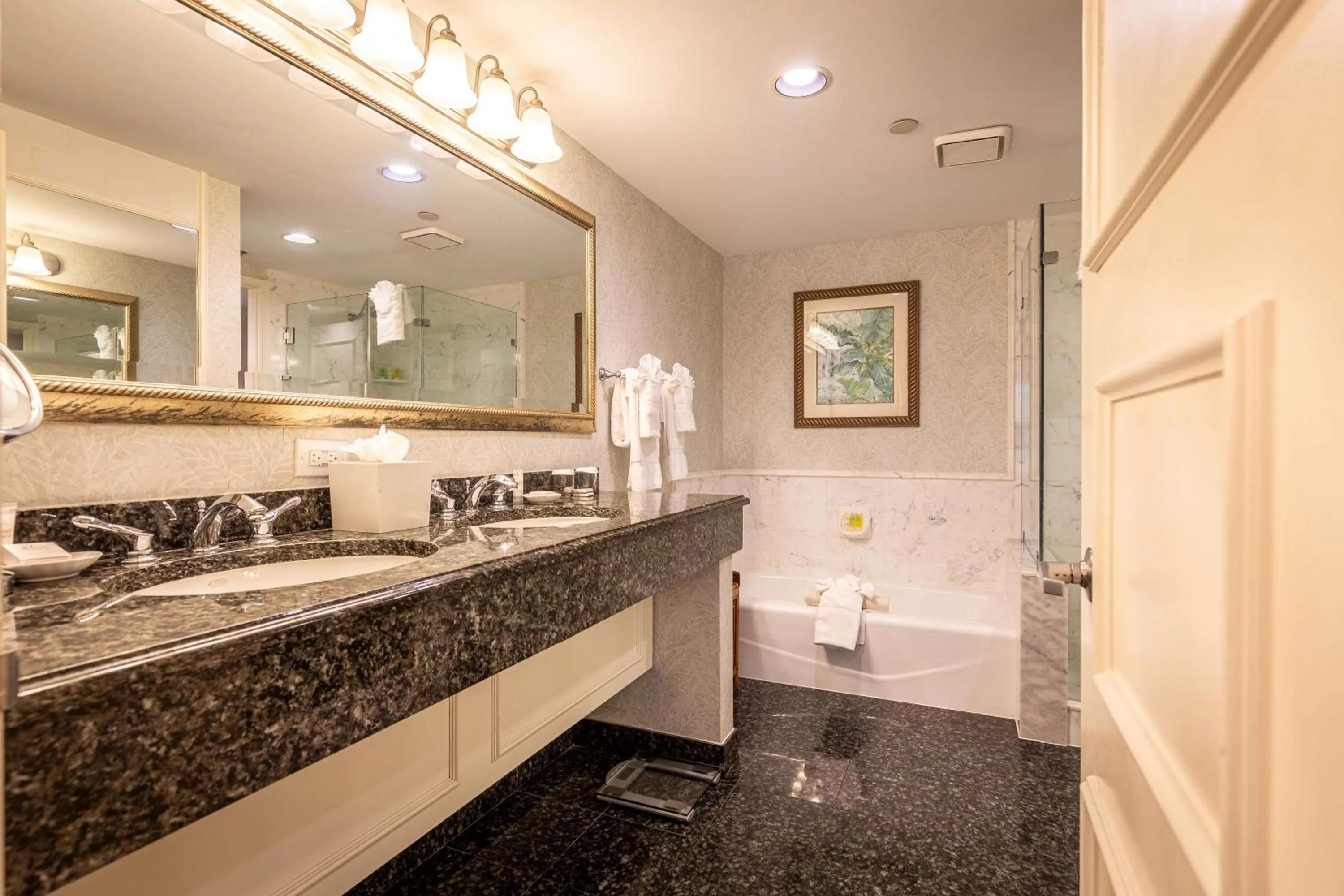 Bathroom in The Lago Mar Beach Resort and Club