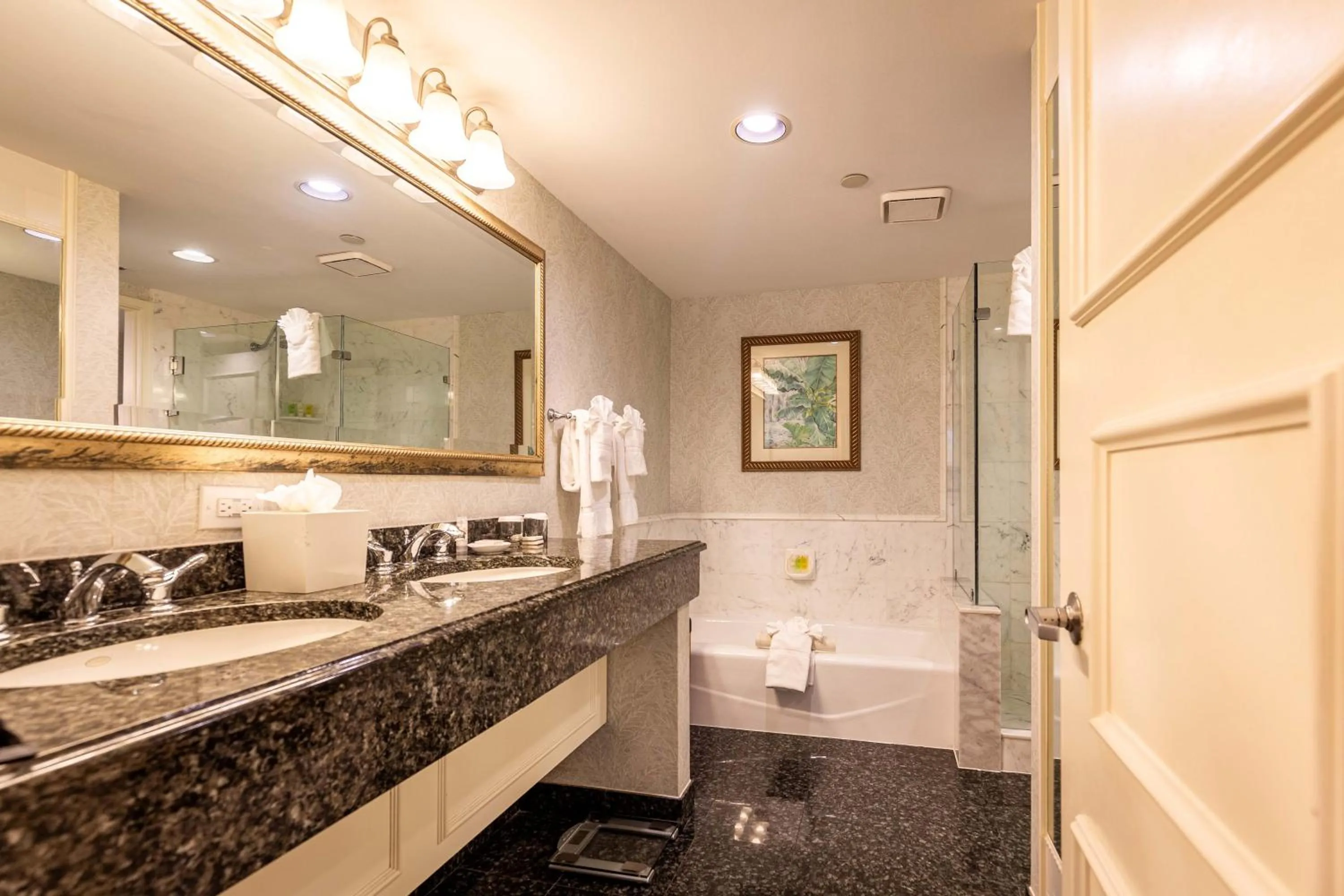 Bathroom in The Lago Mar Beach Resort and Club