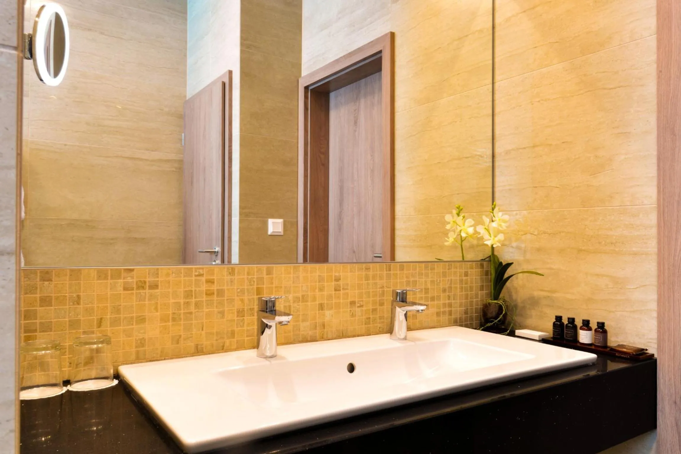 Bathroom in Grid Hotel