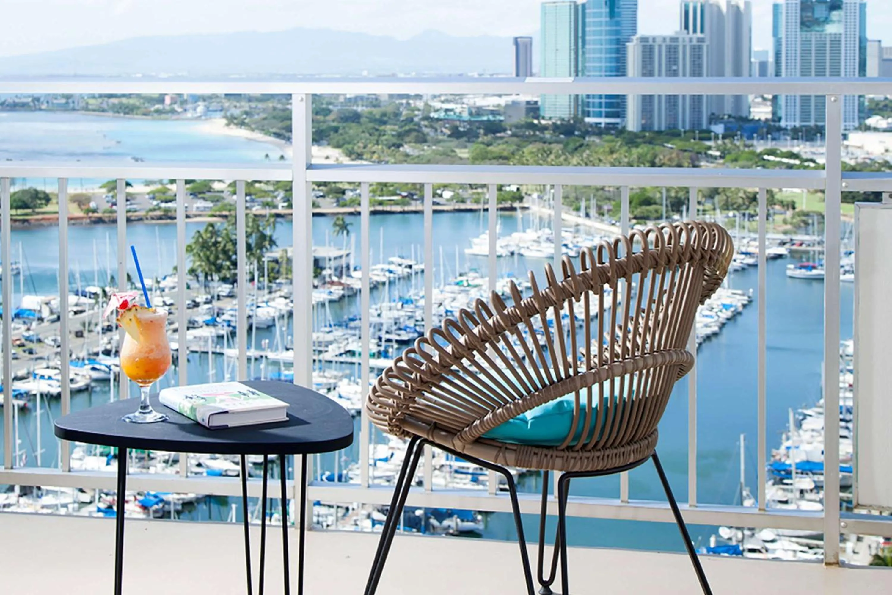 Day in Ilikai Hotel & Luxury Suites