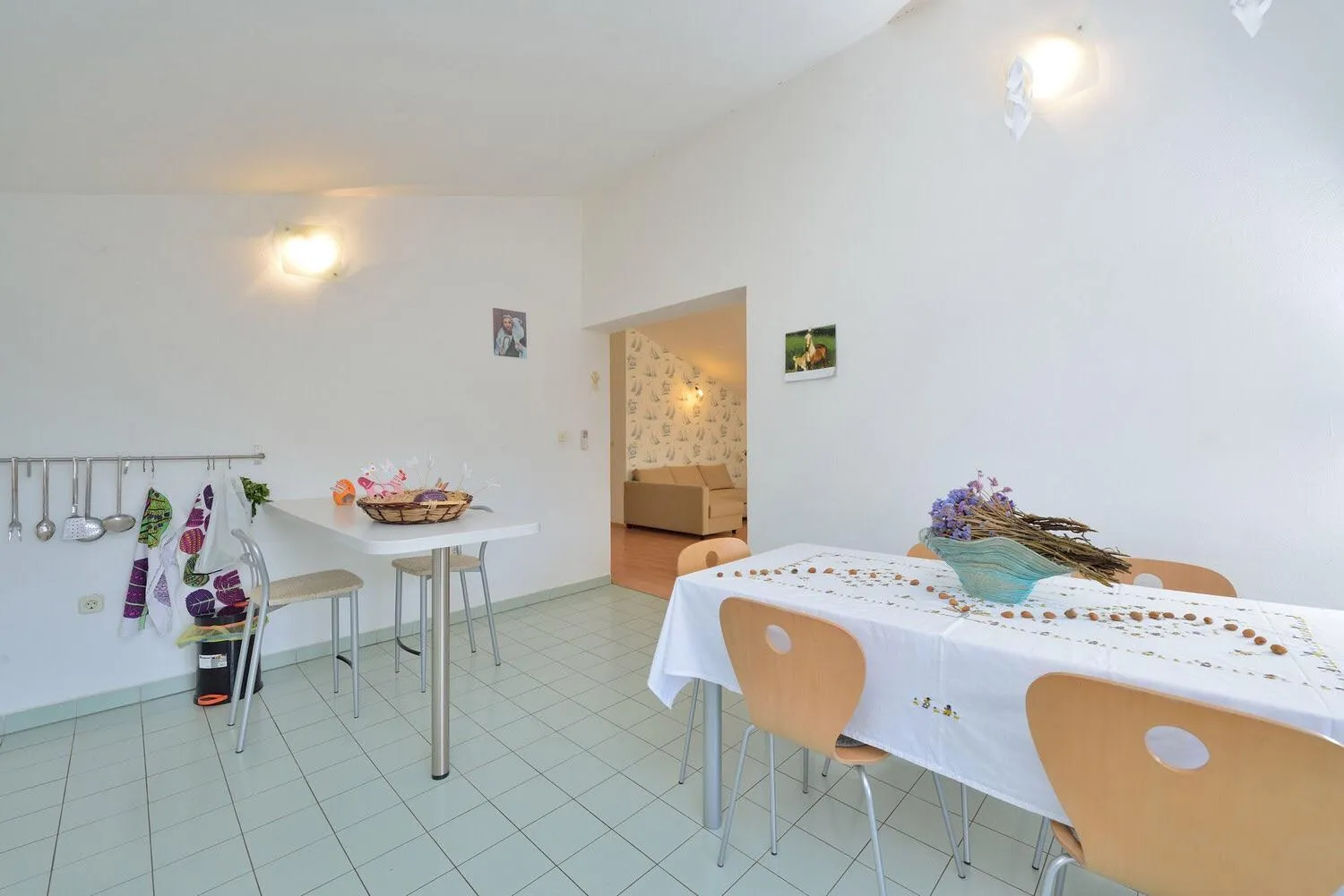 Dining area in Apartments Yvonne