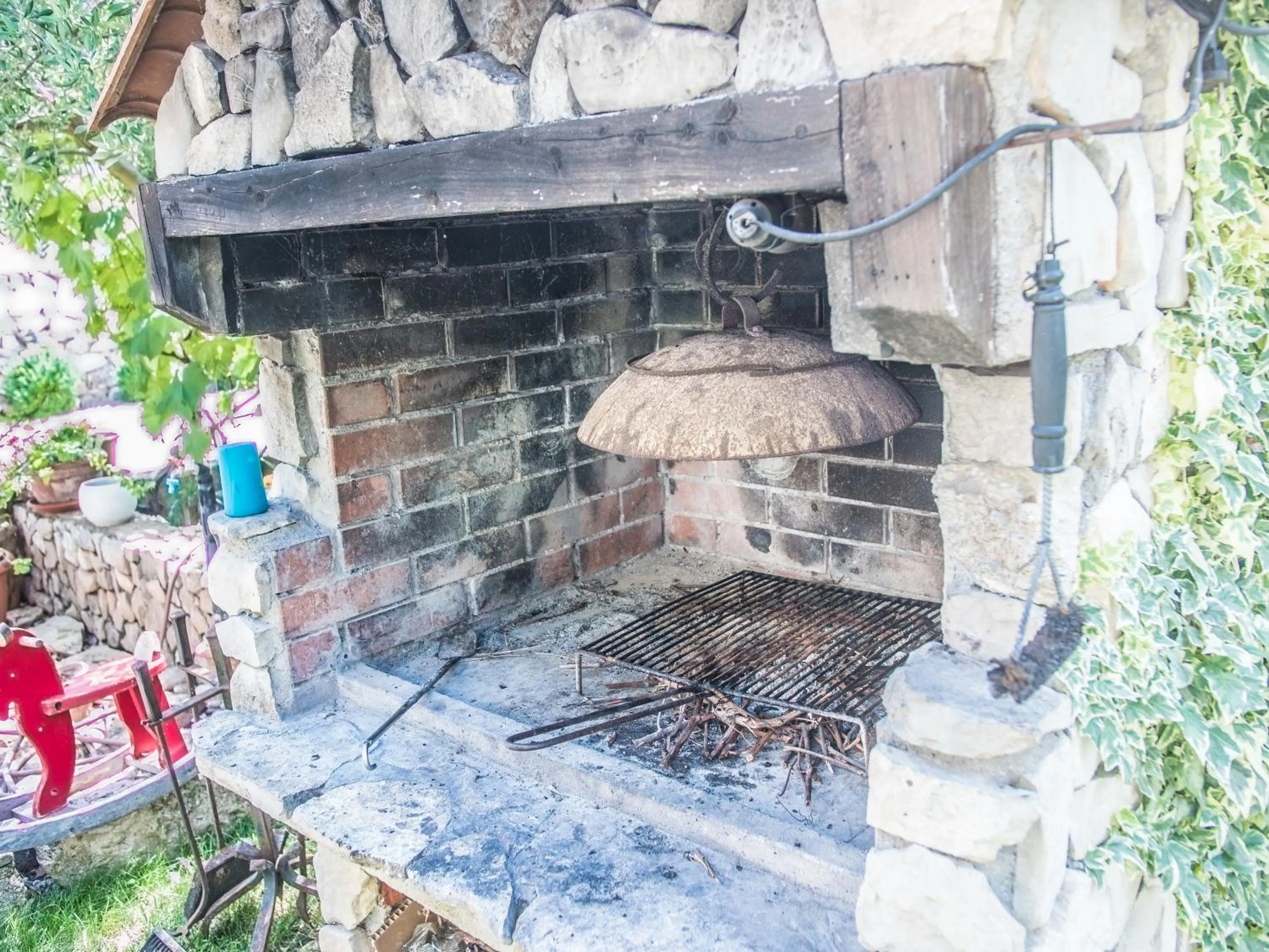 BBQ facilities in Apartments Yvonne