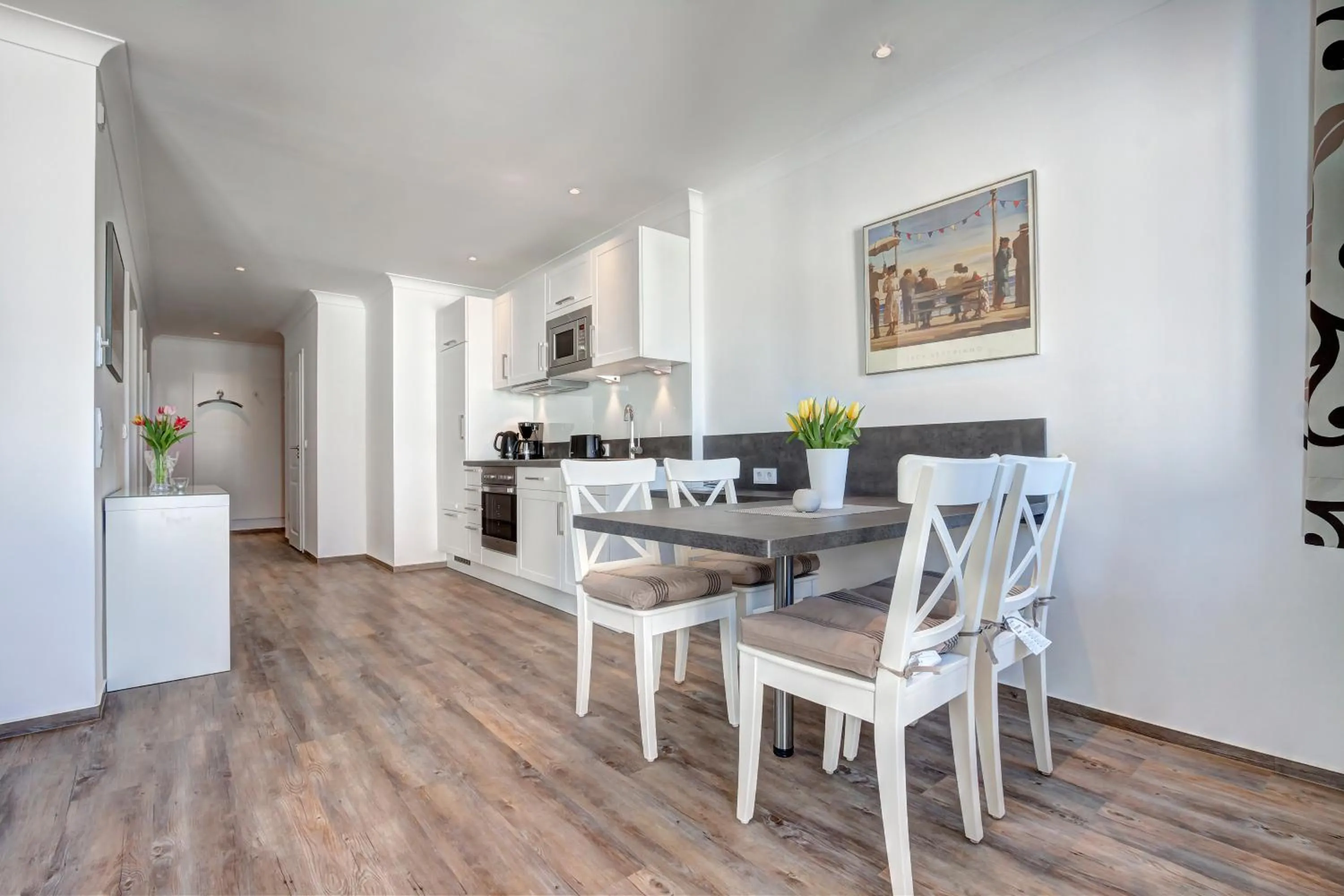 Kitchen or kitchenette in Aparthotel Villa Lea