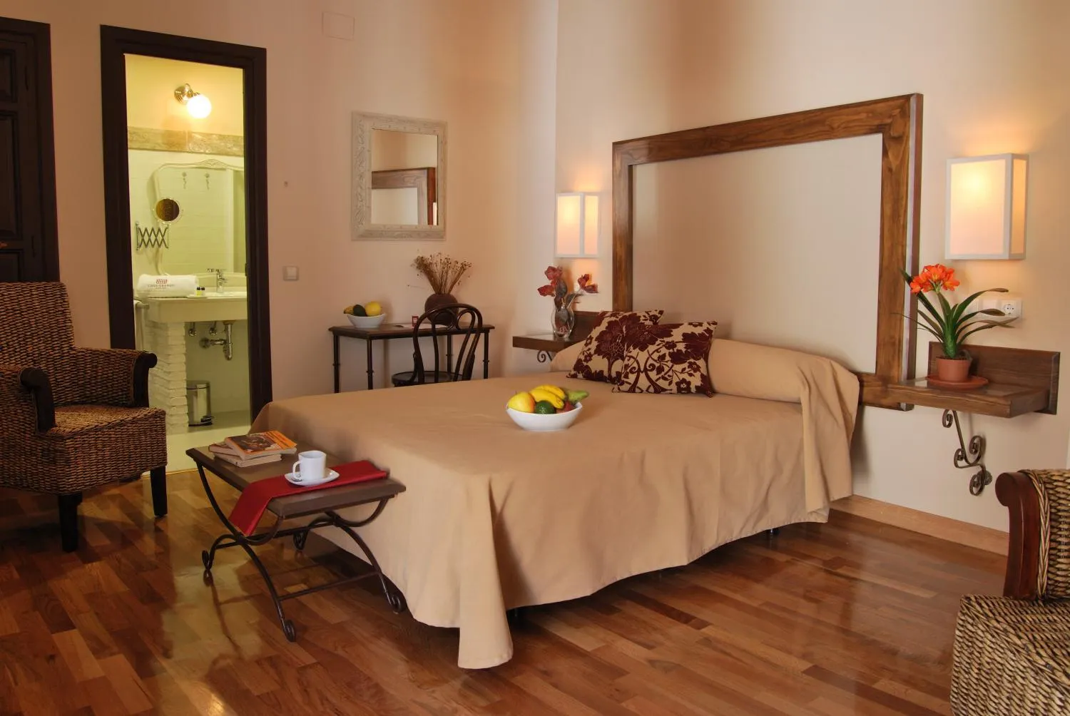 Photo of the whole room, Bed in Hotel Rural Casa Grande Almagro