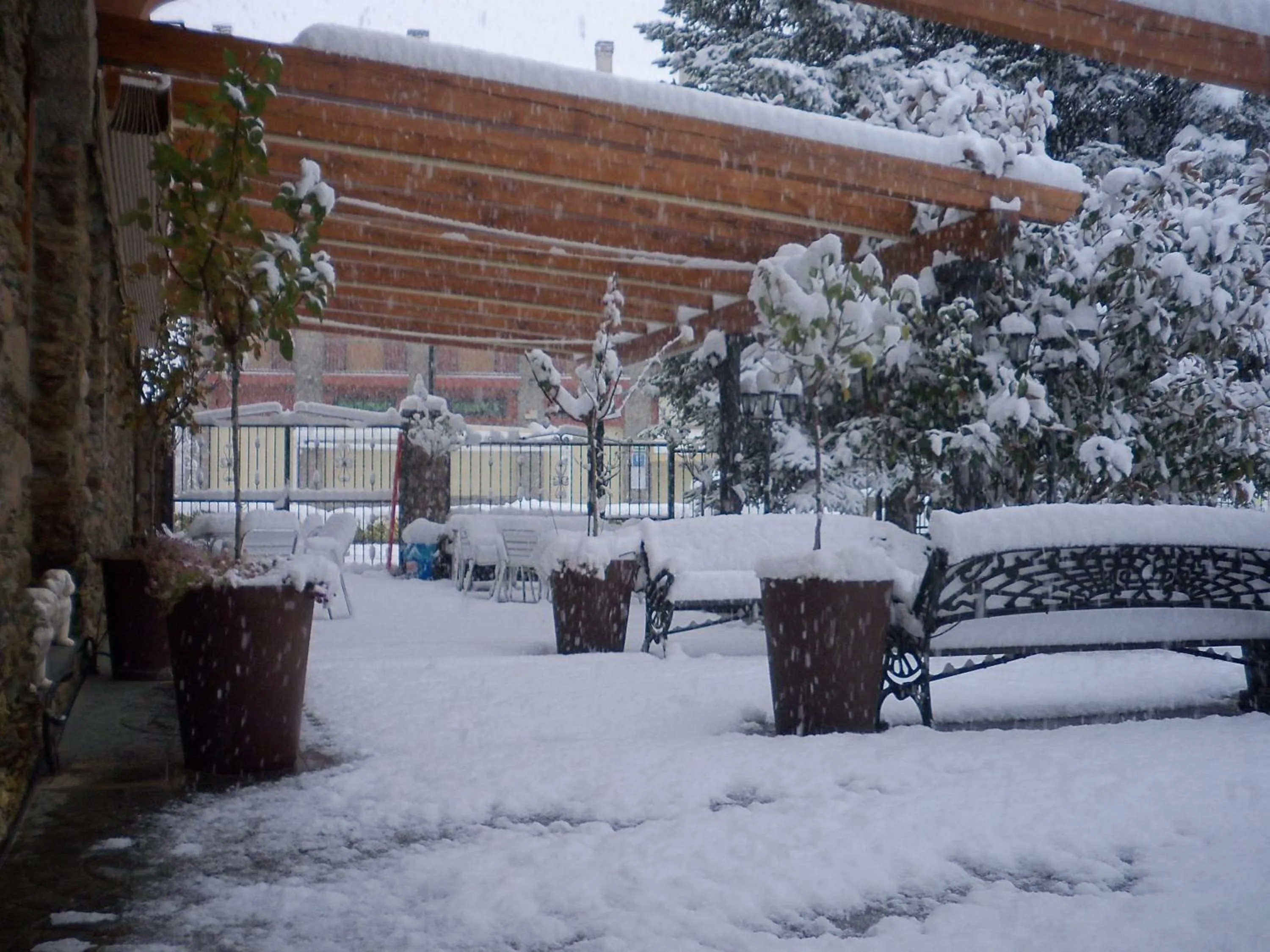Winter in Hostal Vall D'Aneu by Arcas & Sambola
