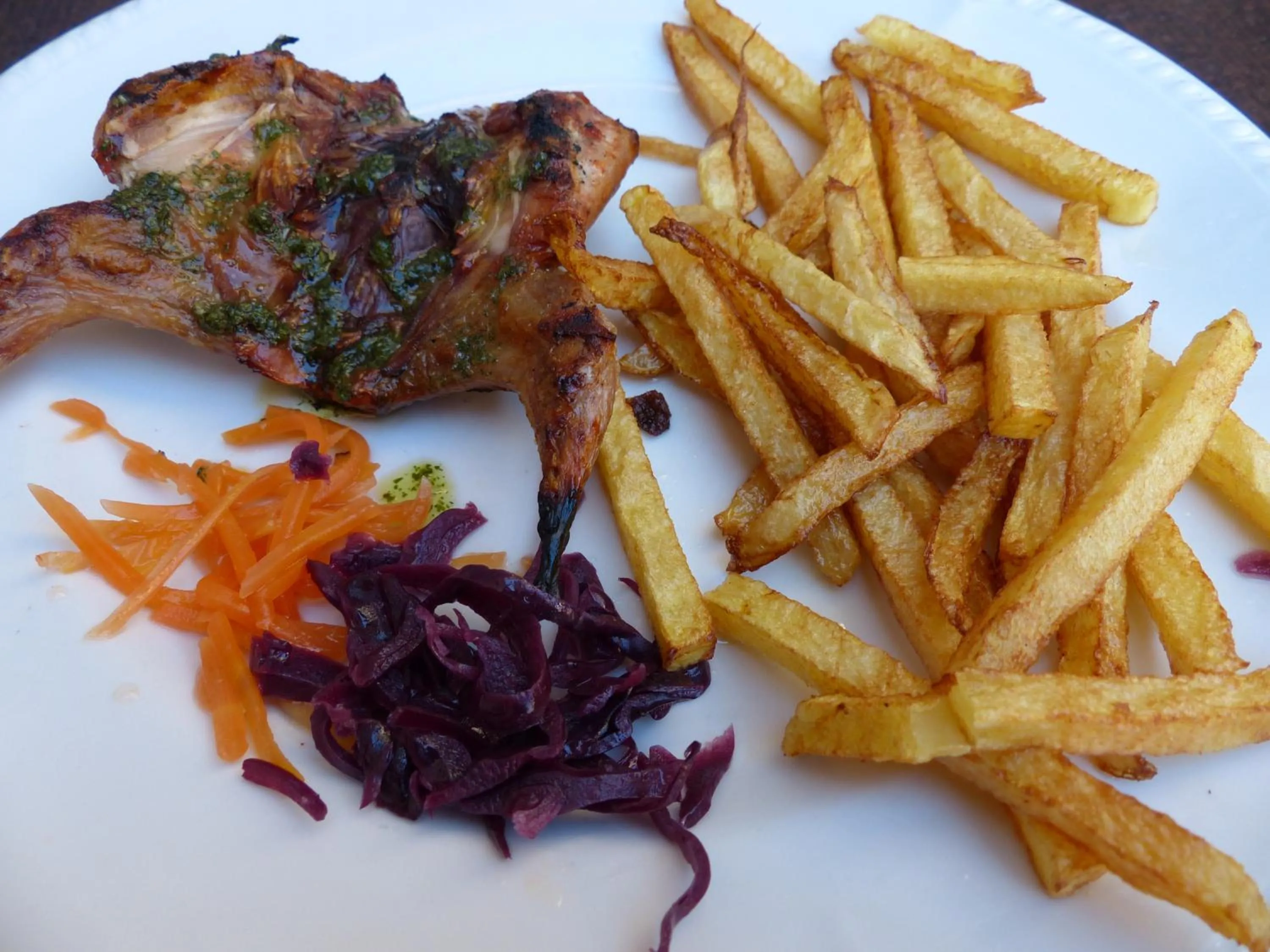 Food and drinks in Hostal Vall D'Aneu by Arcas & Sambola