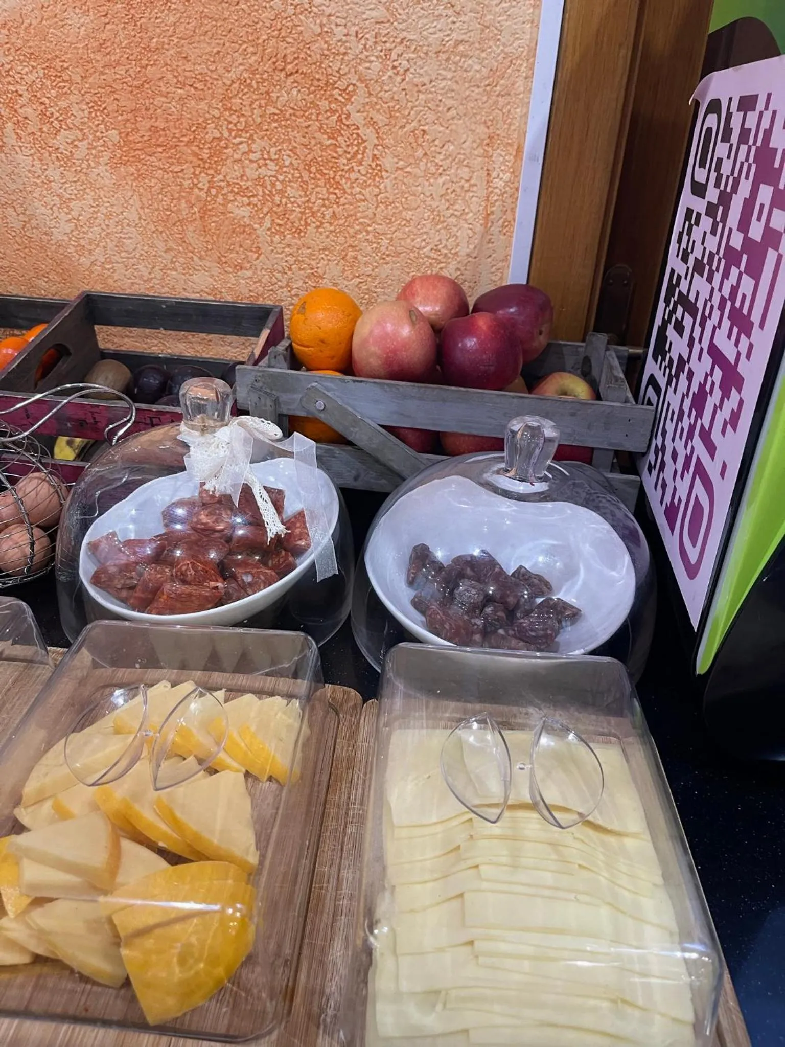 Restaurant/places to eat in Hostal Vall D'Aneu by Arcas & Sambola