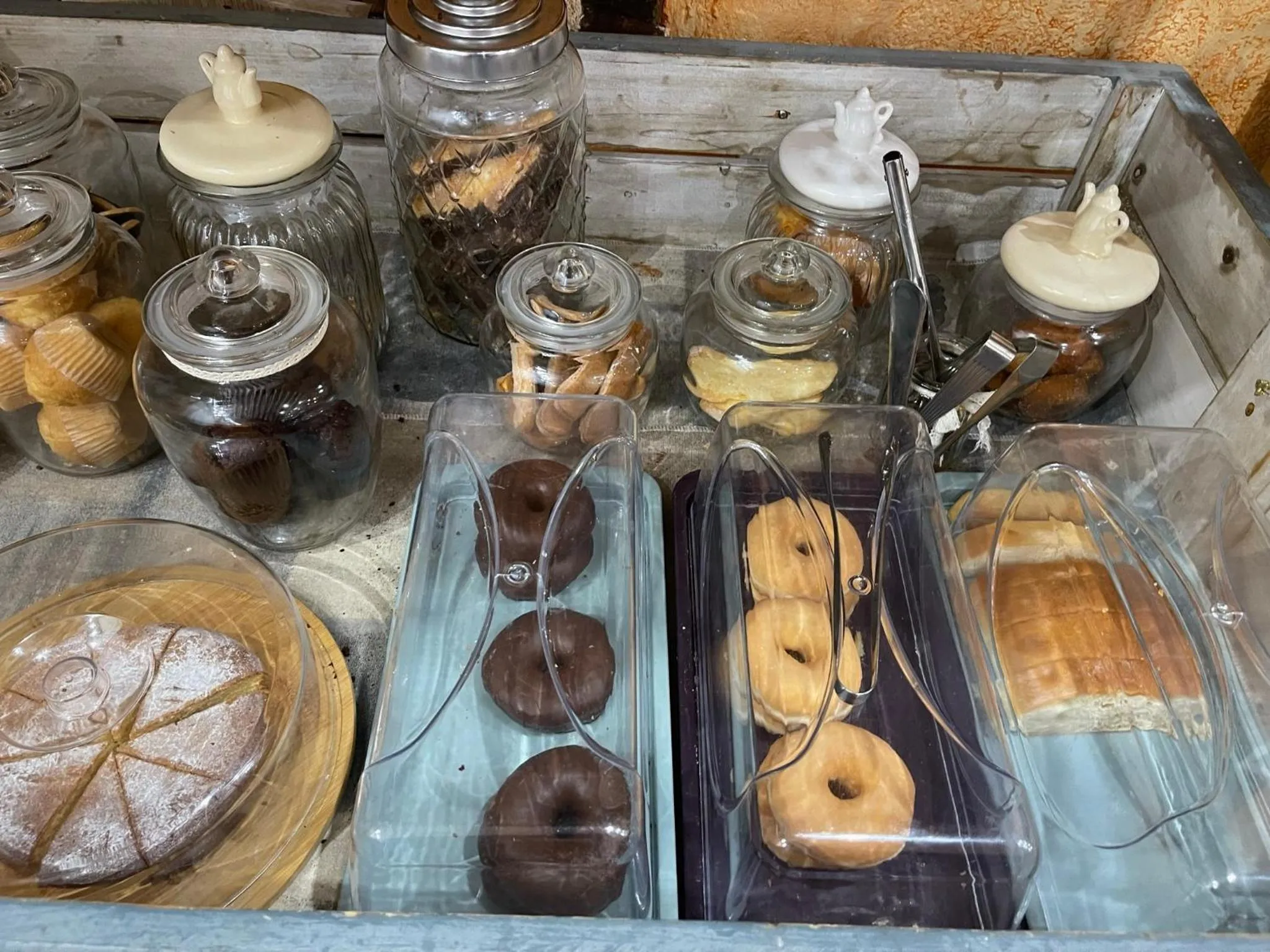 Restaurant/places to eat in Hostal Vall D'Aneu by Arcas & Sambola