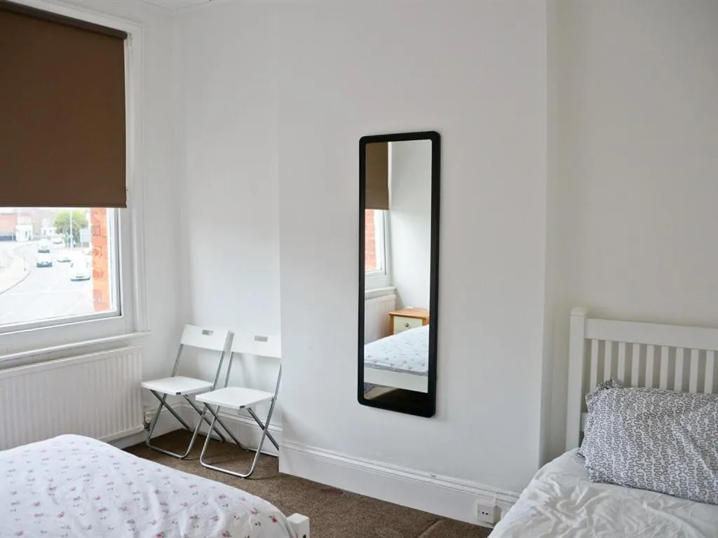 Bedroom, Bed in Corner House apartment