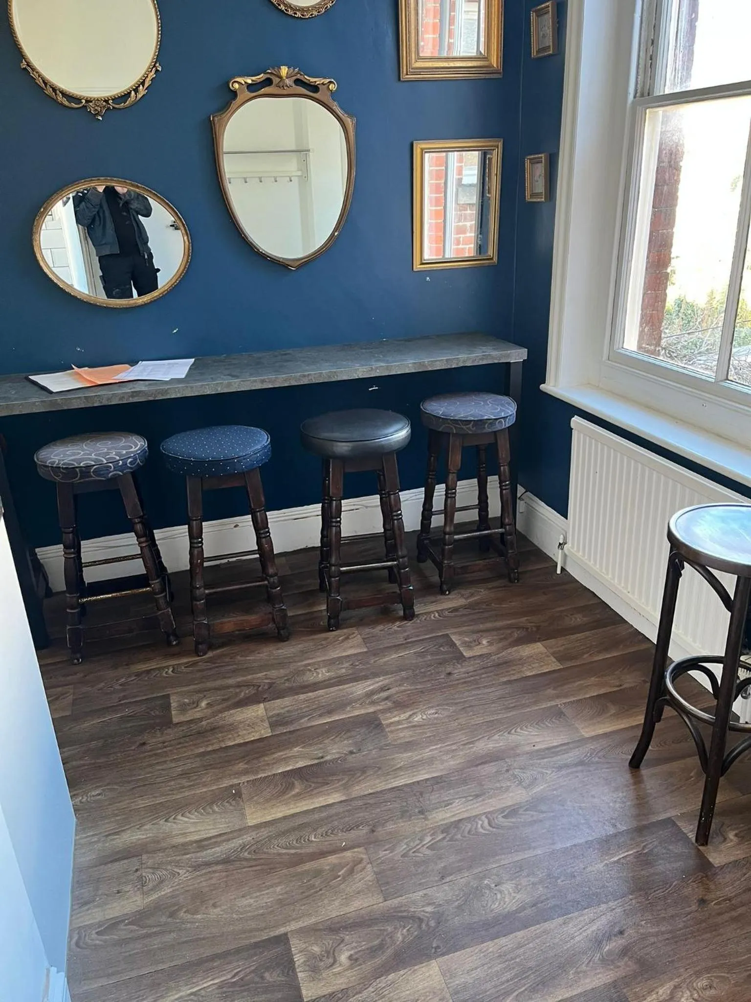 Kitchen or kitchenette in Corner House Apartment