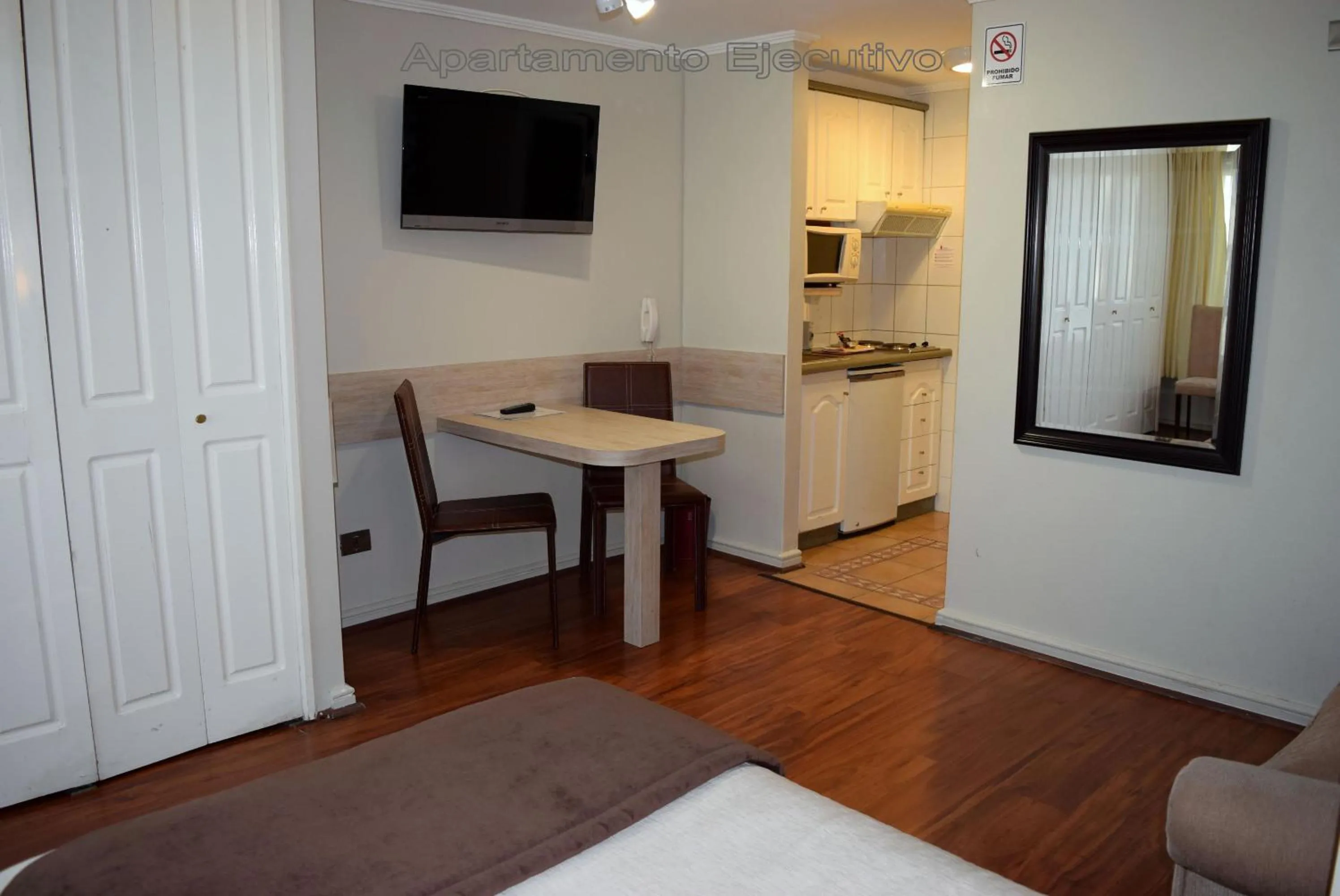 Photo of the whole room in Apart Hotel Cambiaso