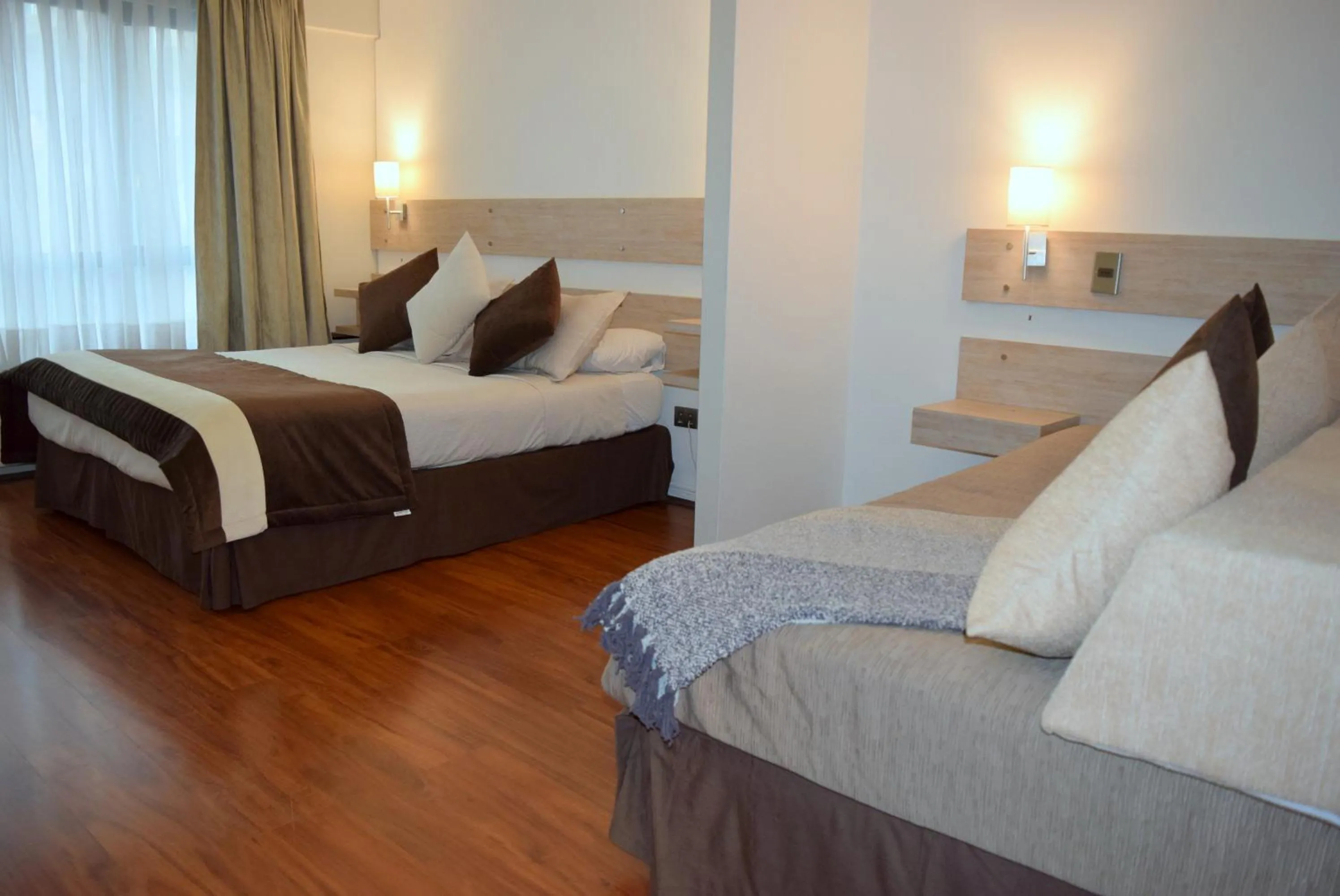 Photo of the whole room, Bed in Apart Hotel Cambiaso