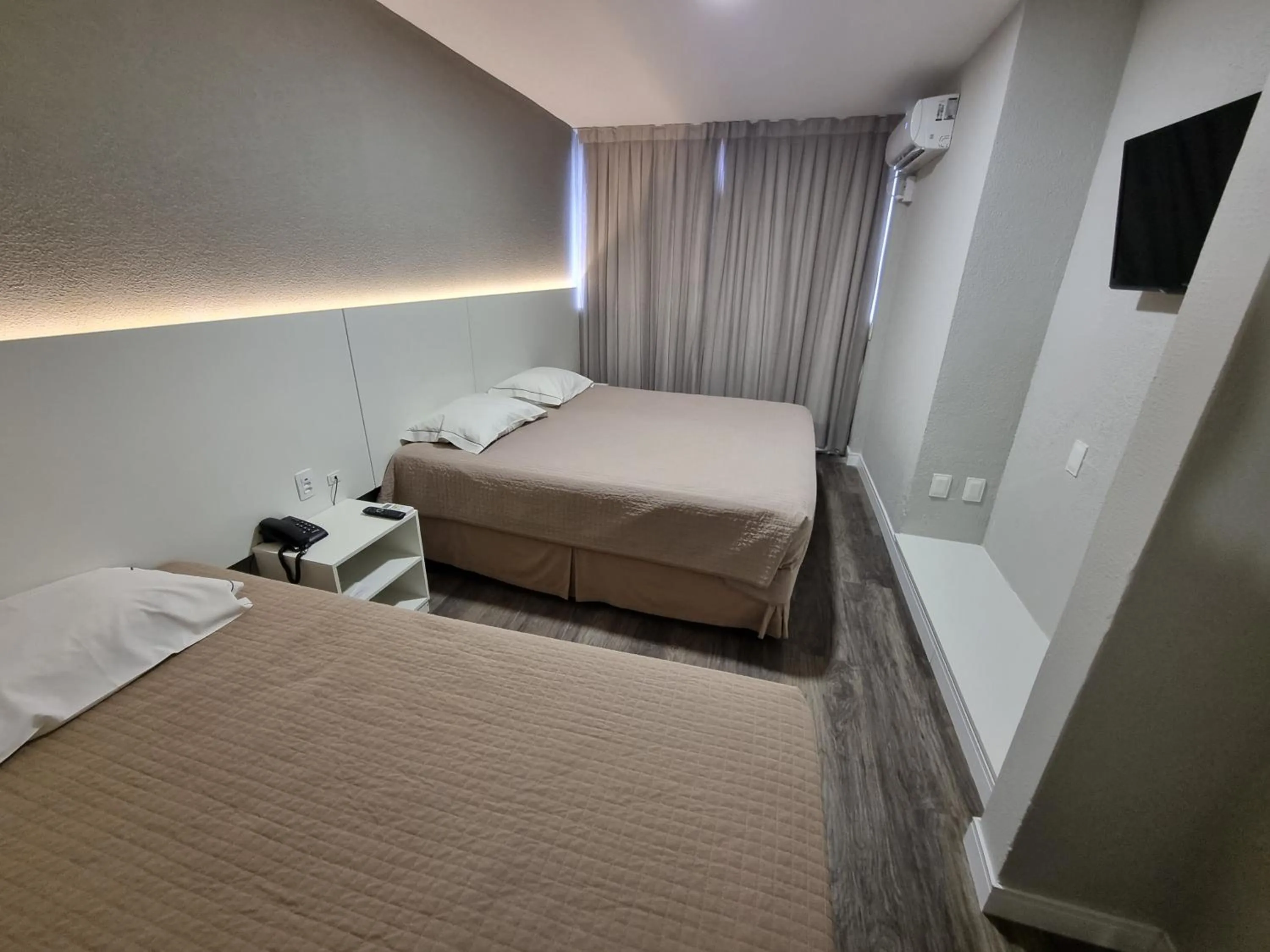 Bed in Marambaia Hotel e Convenções