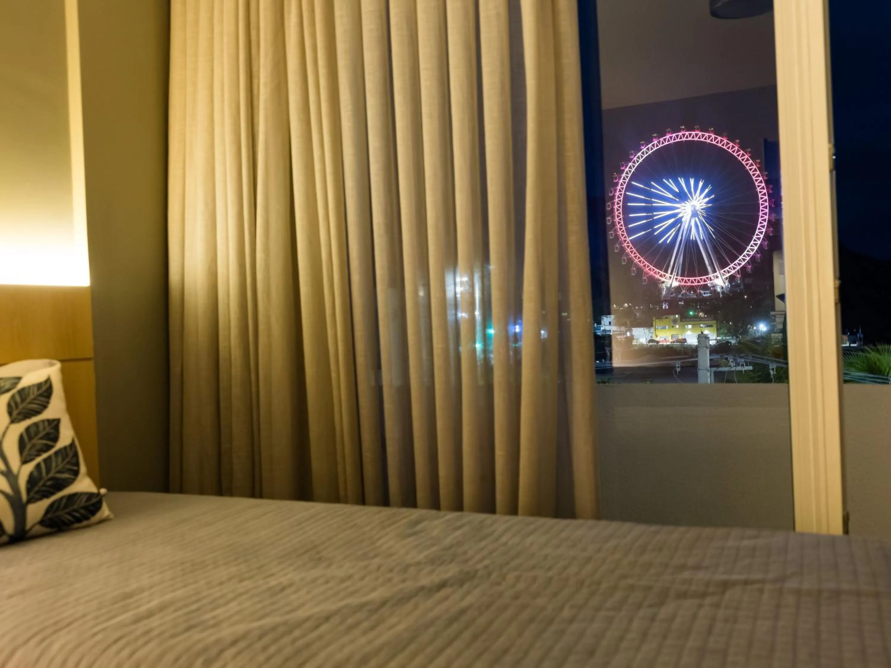 Bed in Marambaia Hotel e Convenções