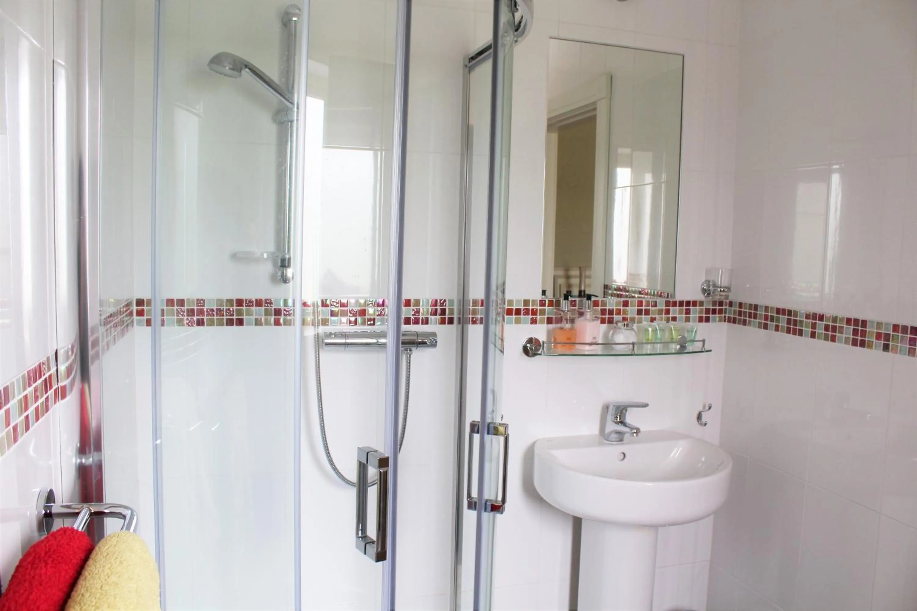 Bathroom in Luachra Lodge