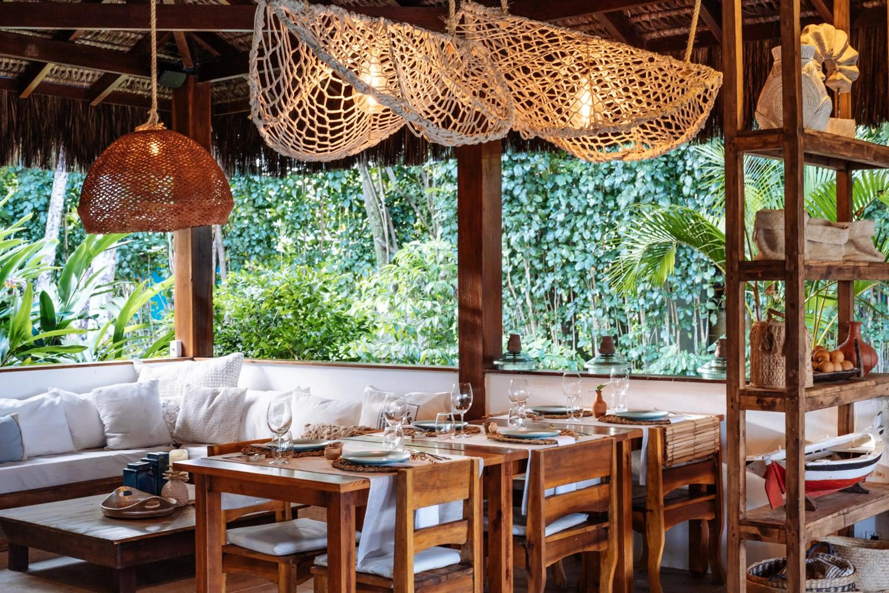 Restaurant/places to eat in Vila Dos Orixás Boutique Hotel