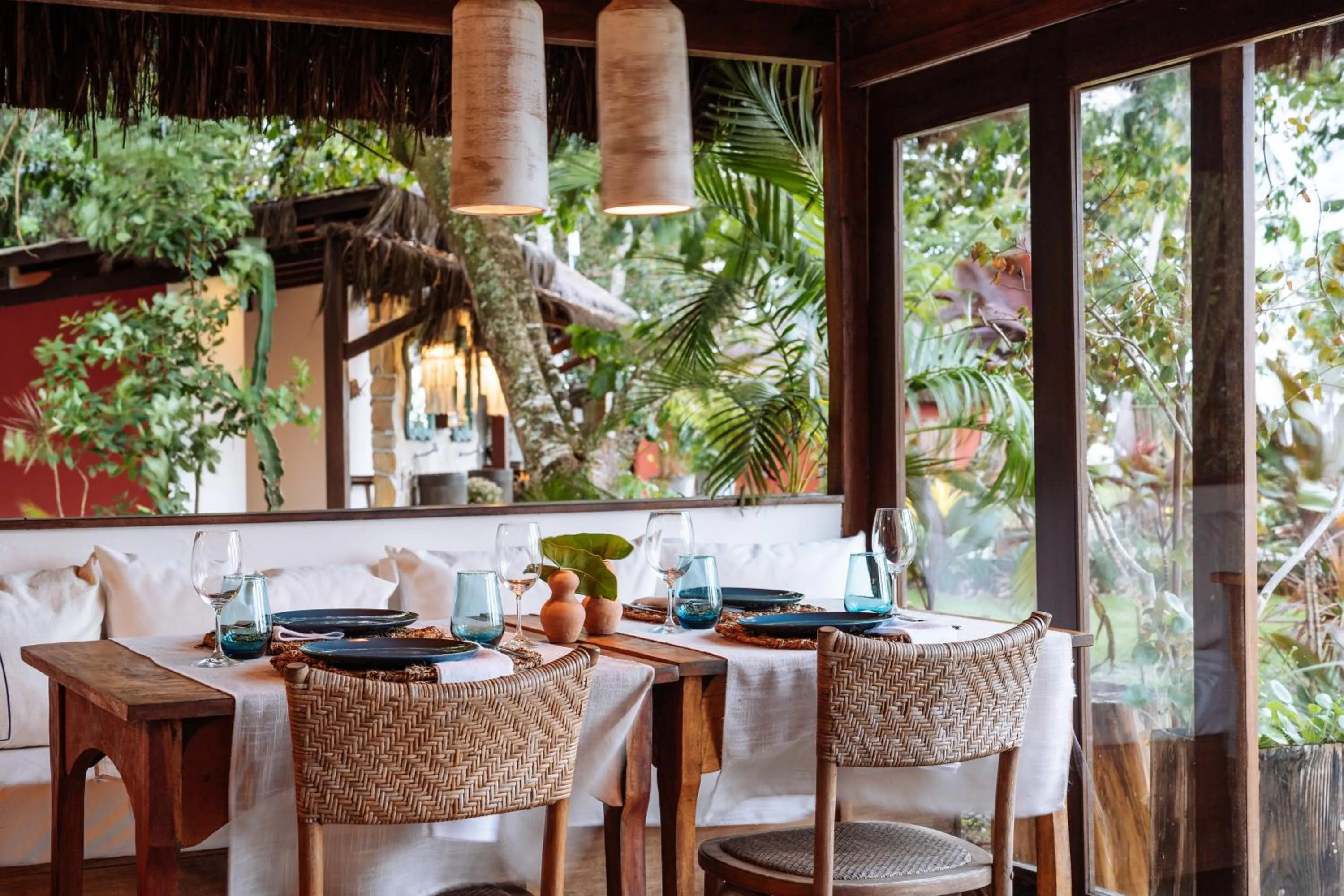 Restaurant/places to eat in Vila Dos Orixás Boutique Hotel