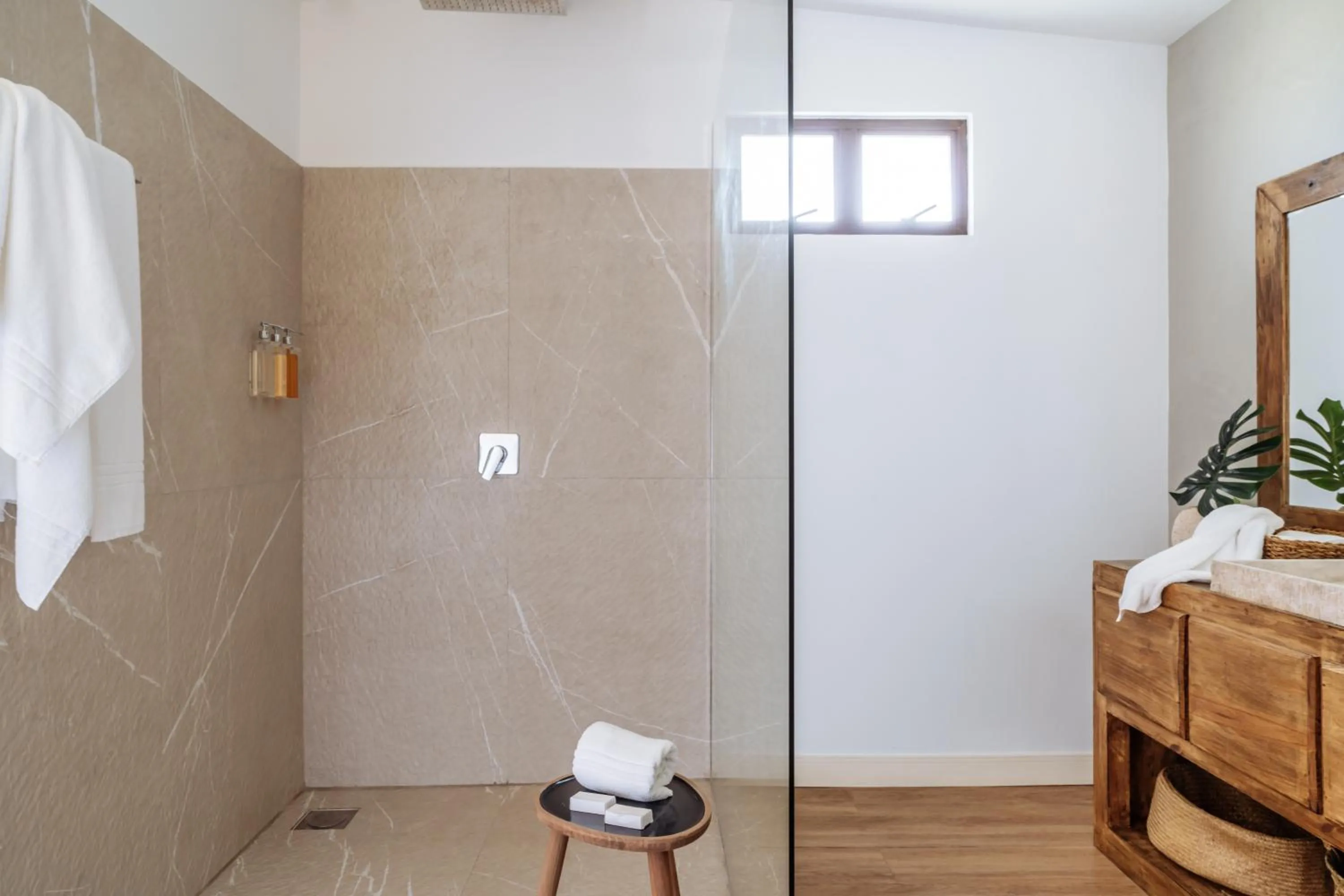 Bathroom, Bed in Vila Dos Orixás Boutique Hotel