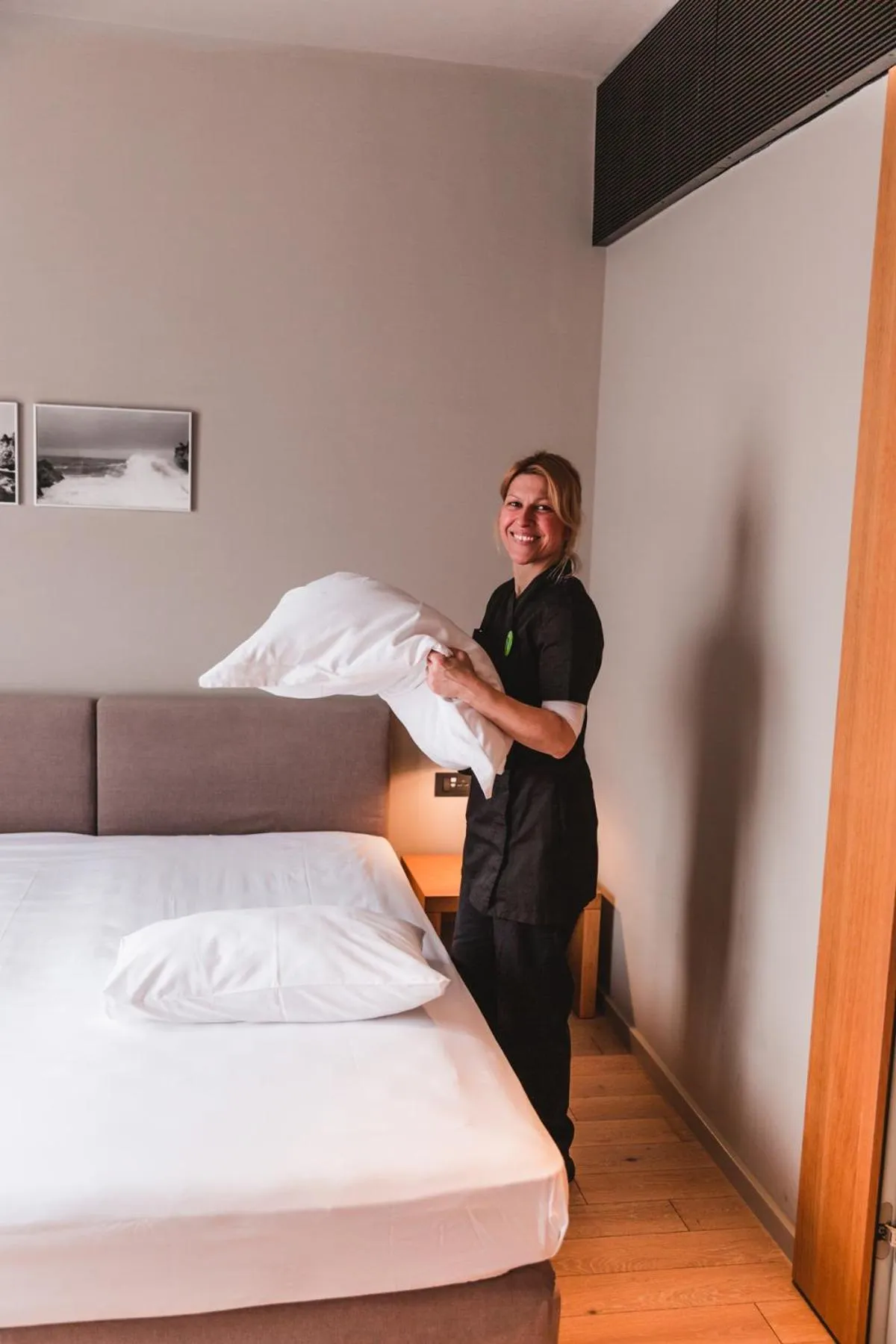 Bed in One Suite Hotel