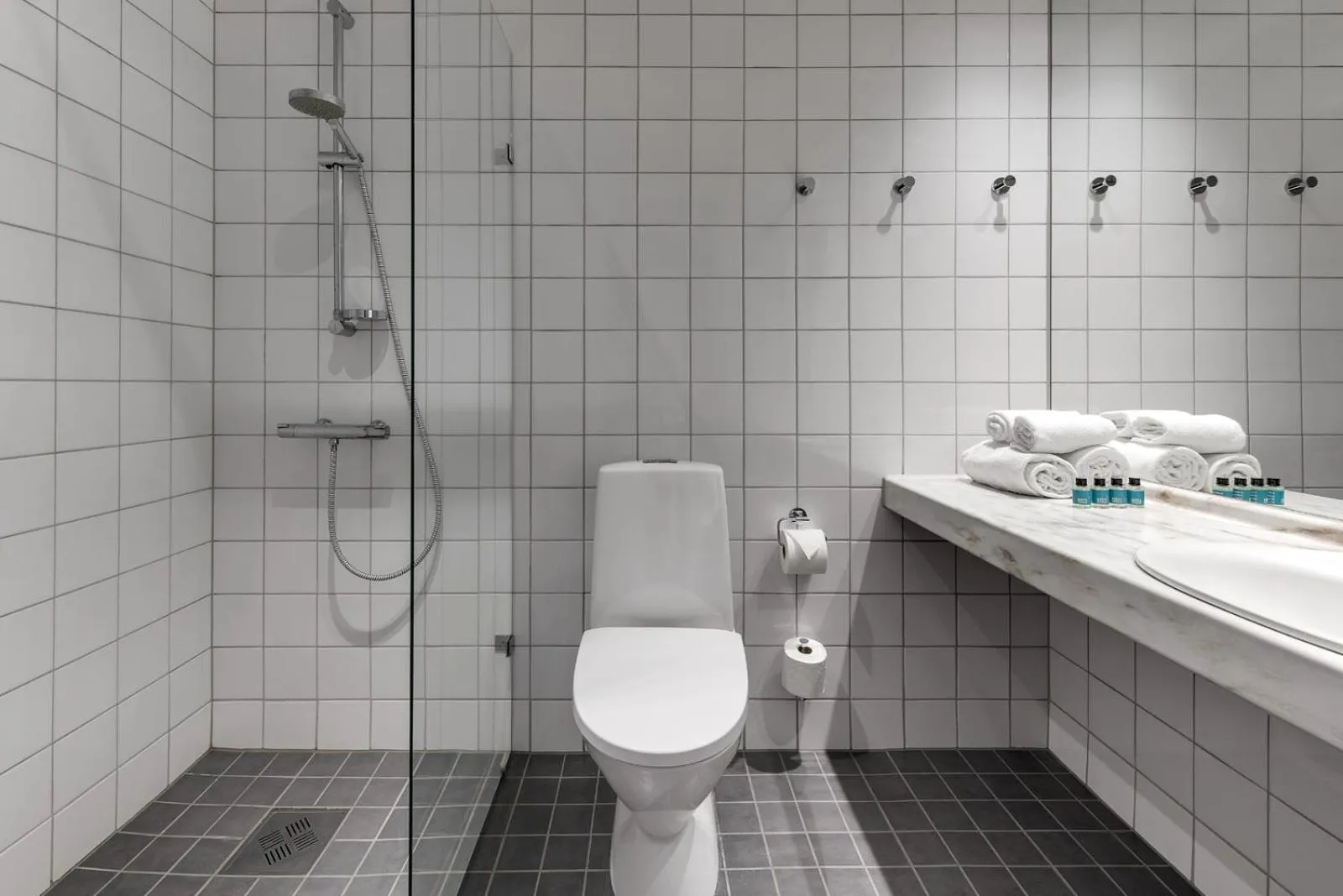 Shower in Tyrifjord Hotell