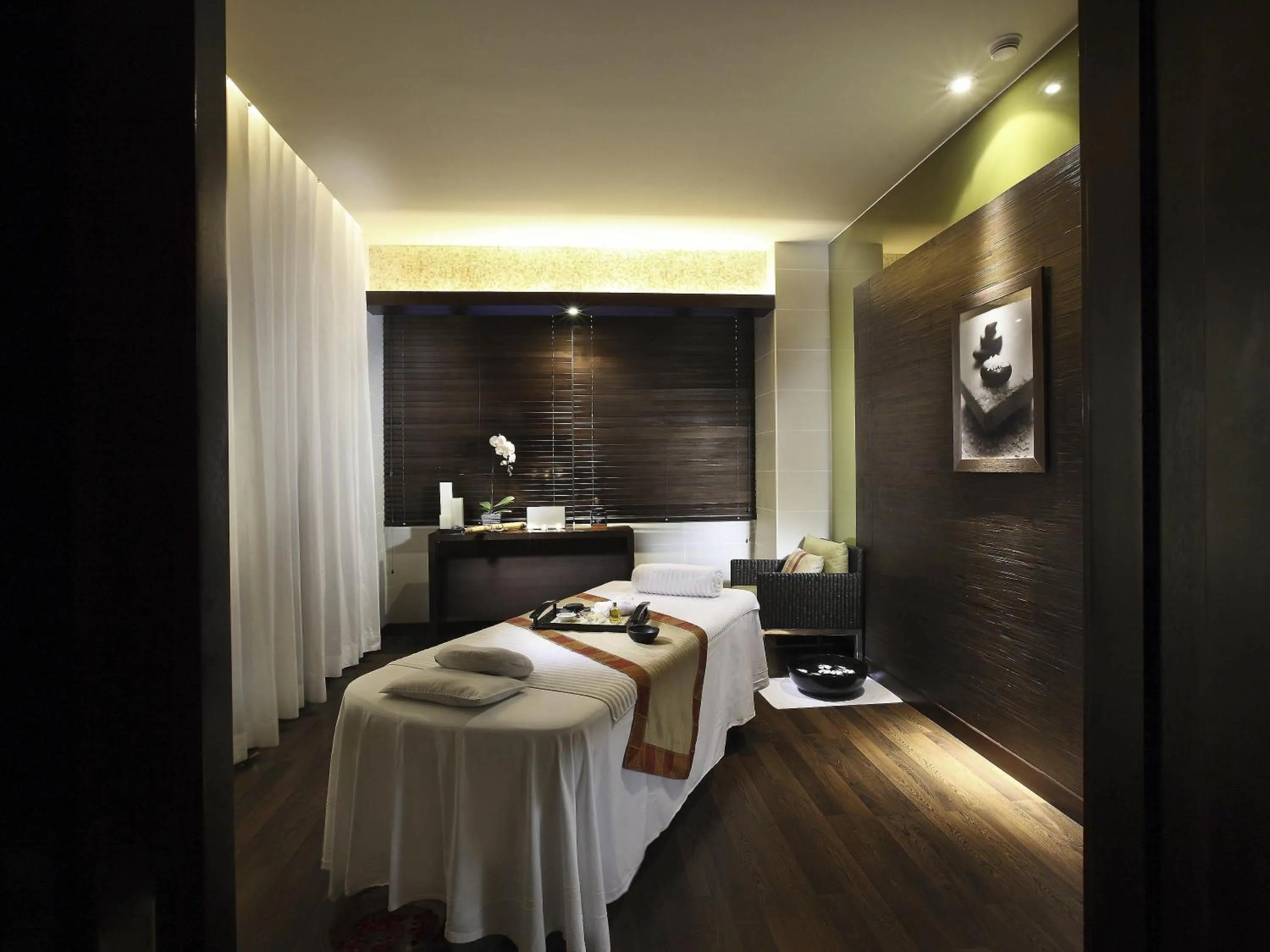 Spa and wellness centre/facilities in Sofitel Philippine Plaza Manila
