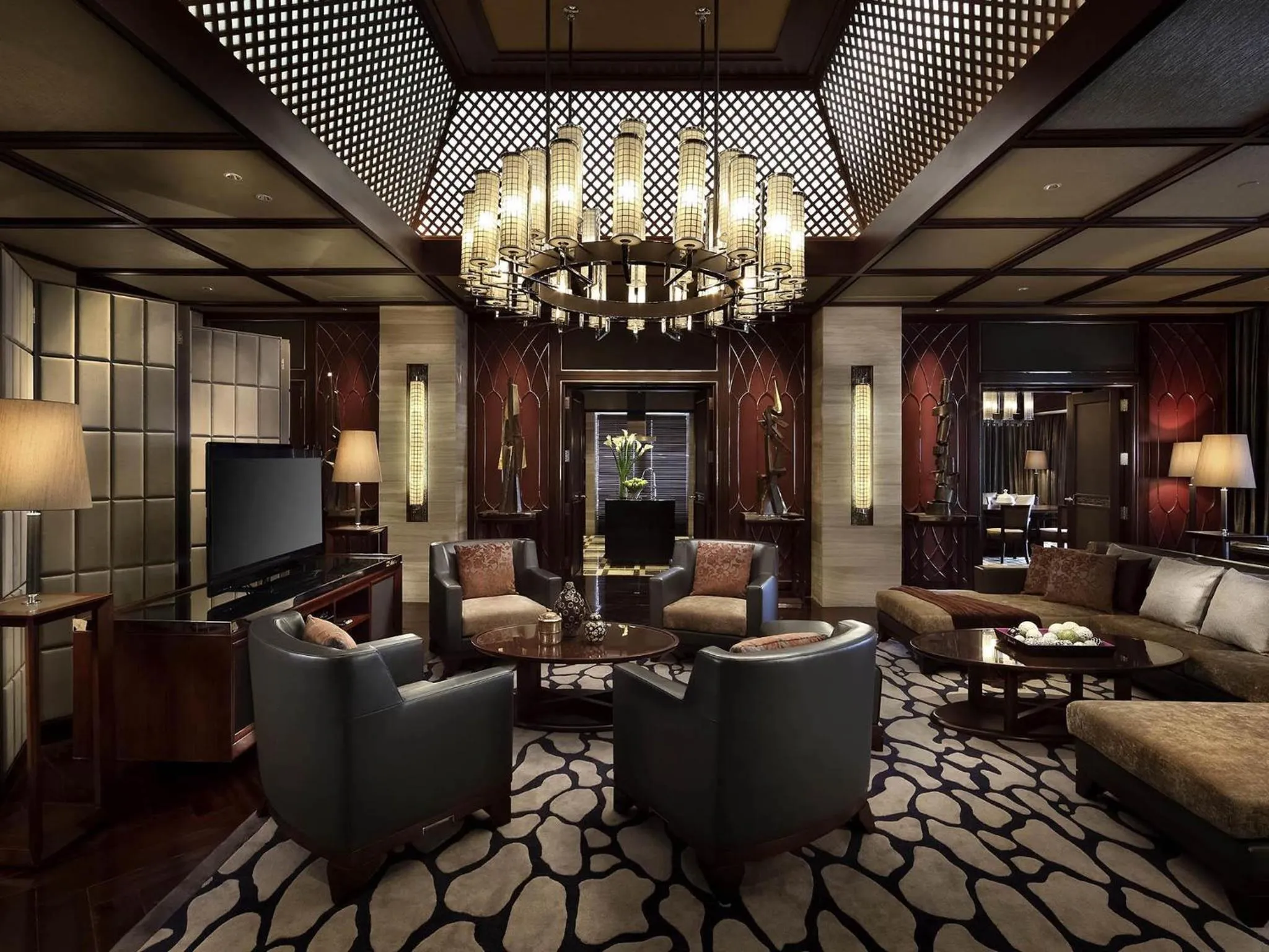 Bedroom in Sofitel Philippine Plaza Manila