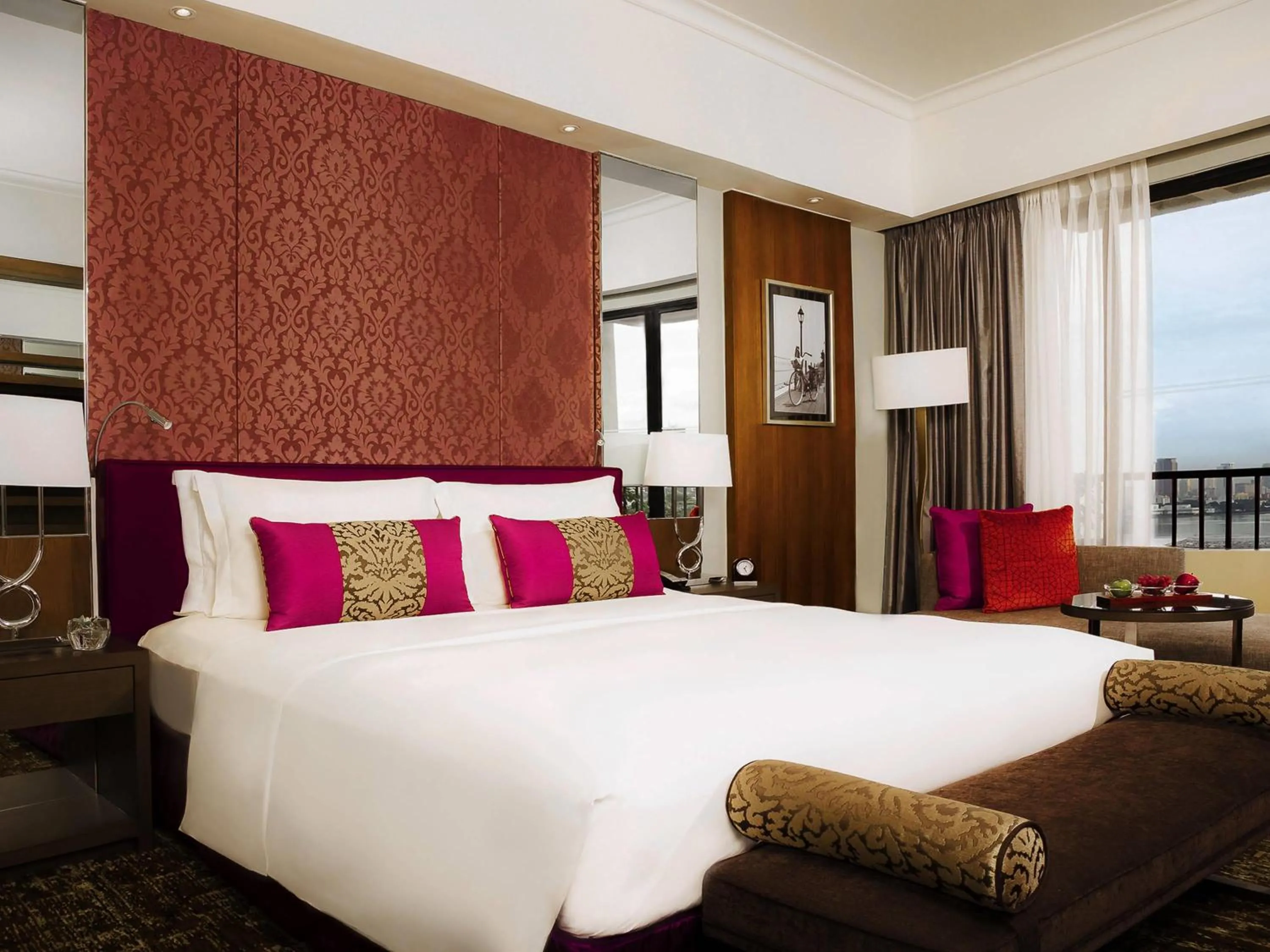 Bedroom in Sofitel Philippine Plaza Manila