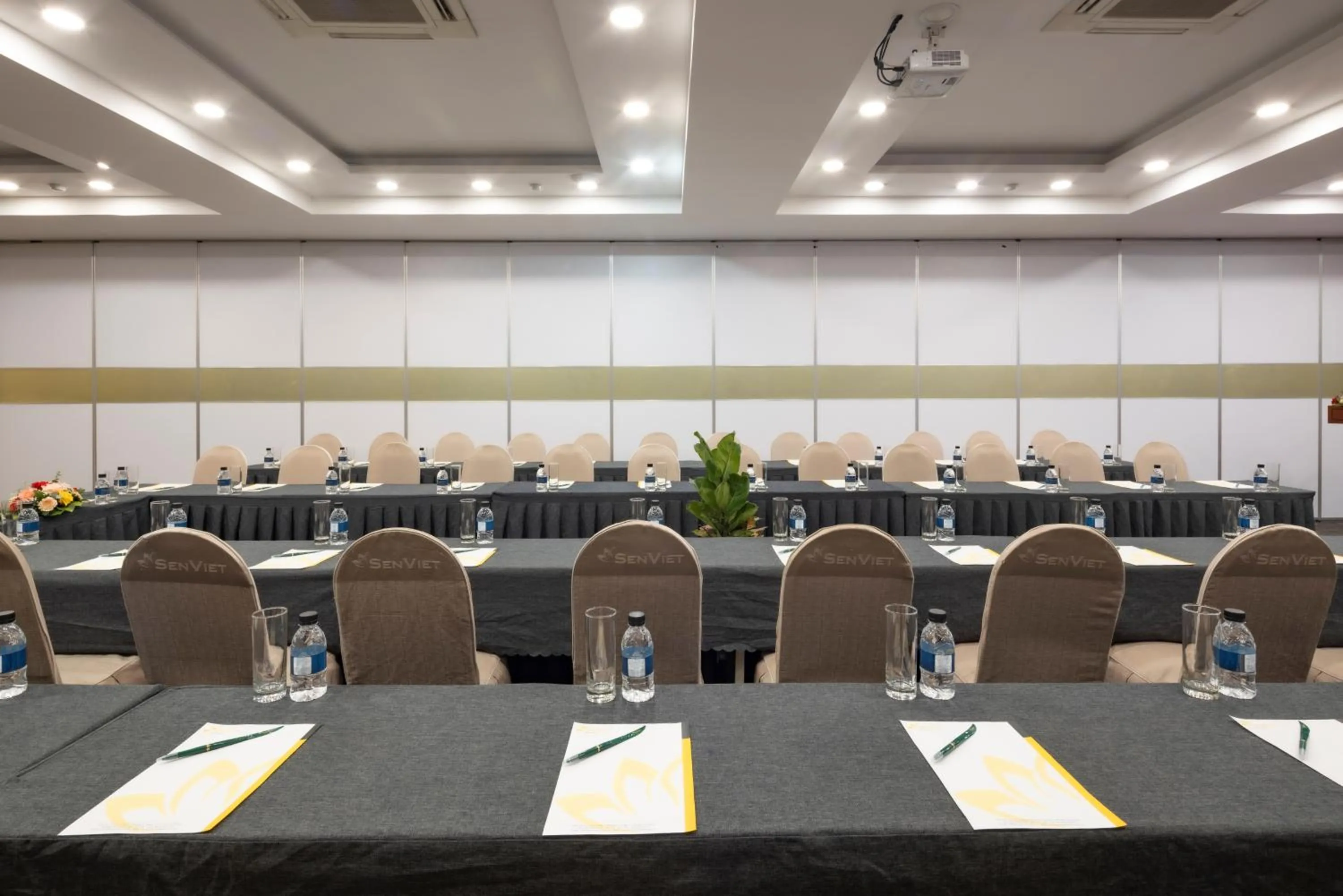 Meeting/conference room in Sen Viet Hotel