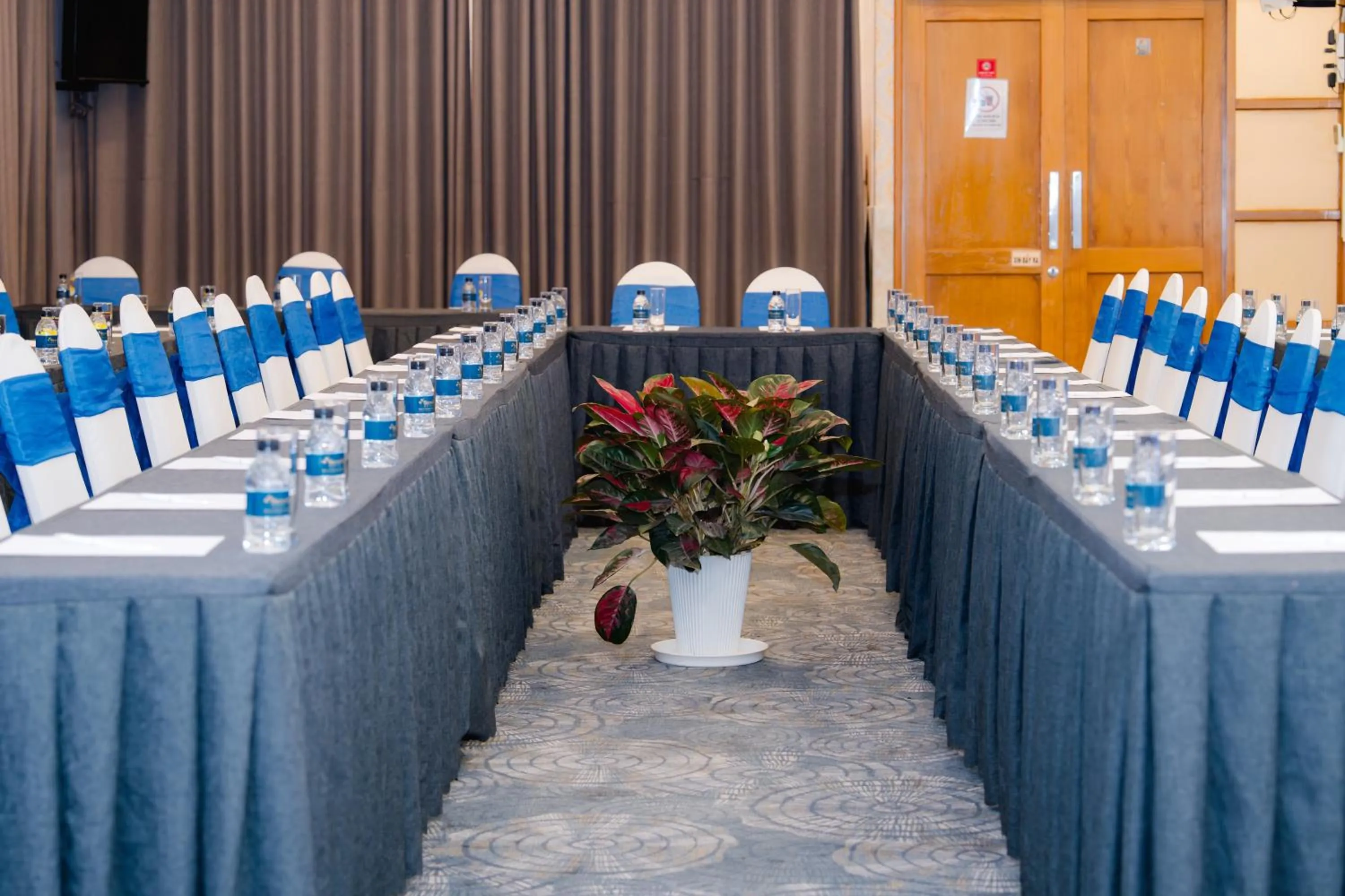 Banquet/Function facilities in Viet Lotus Saigon Hotel