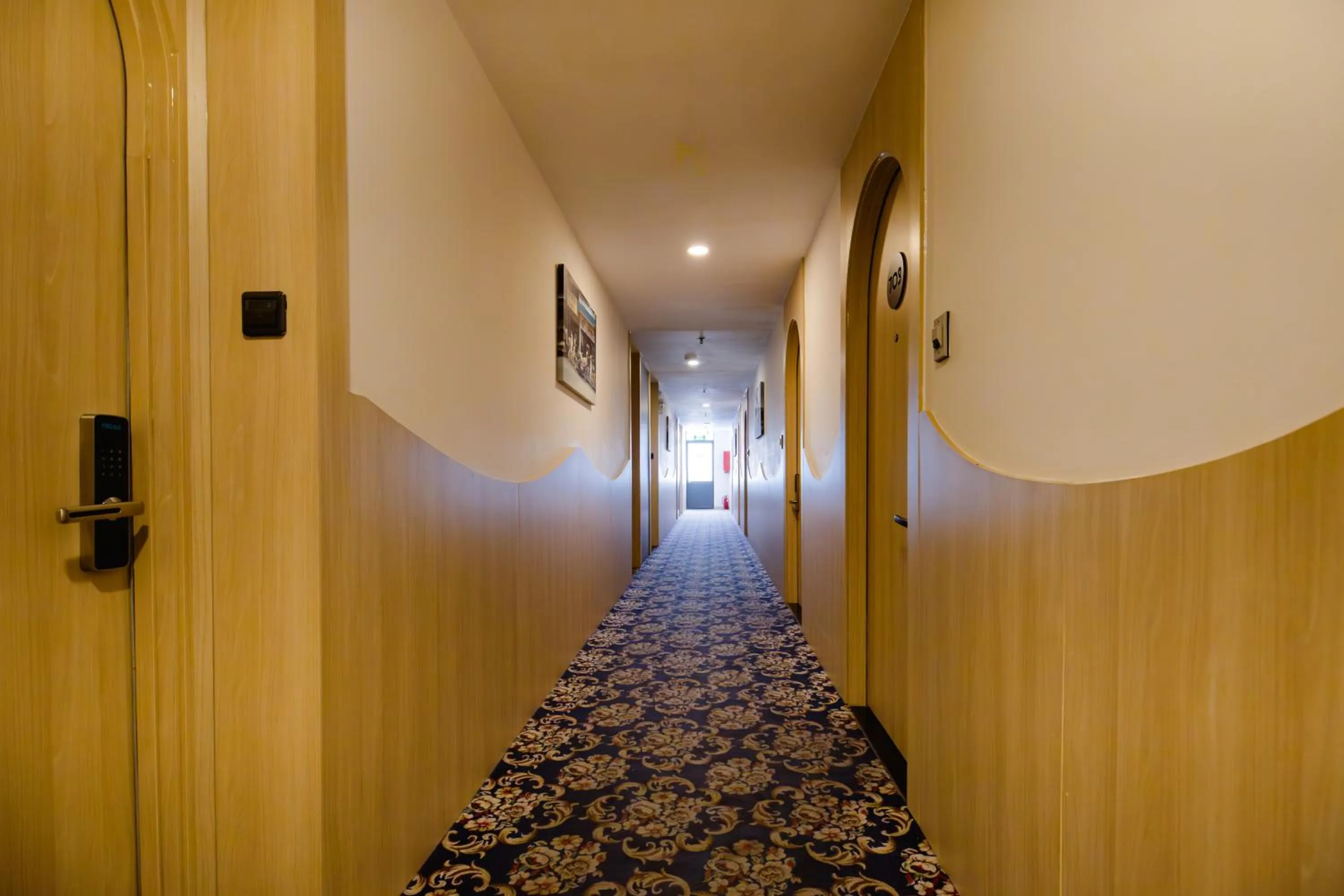 Area and facilities in Viet Lotus Saigon Hotel